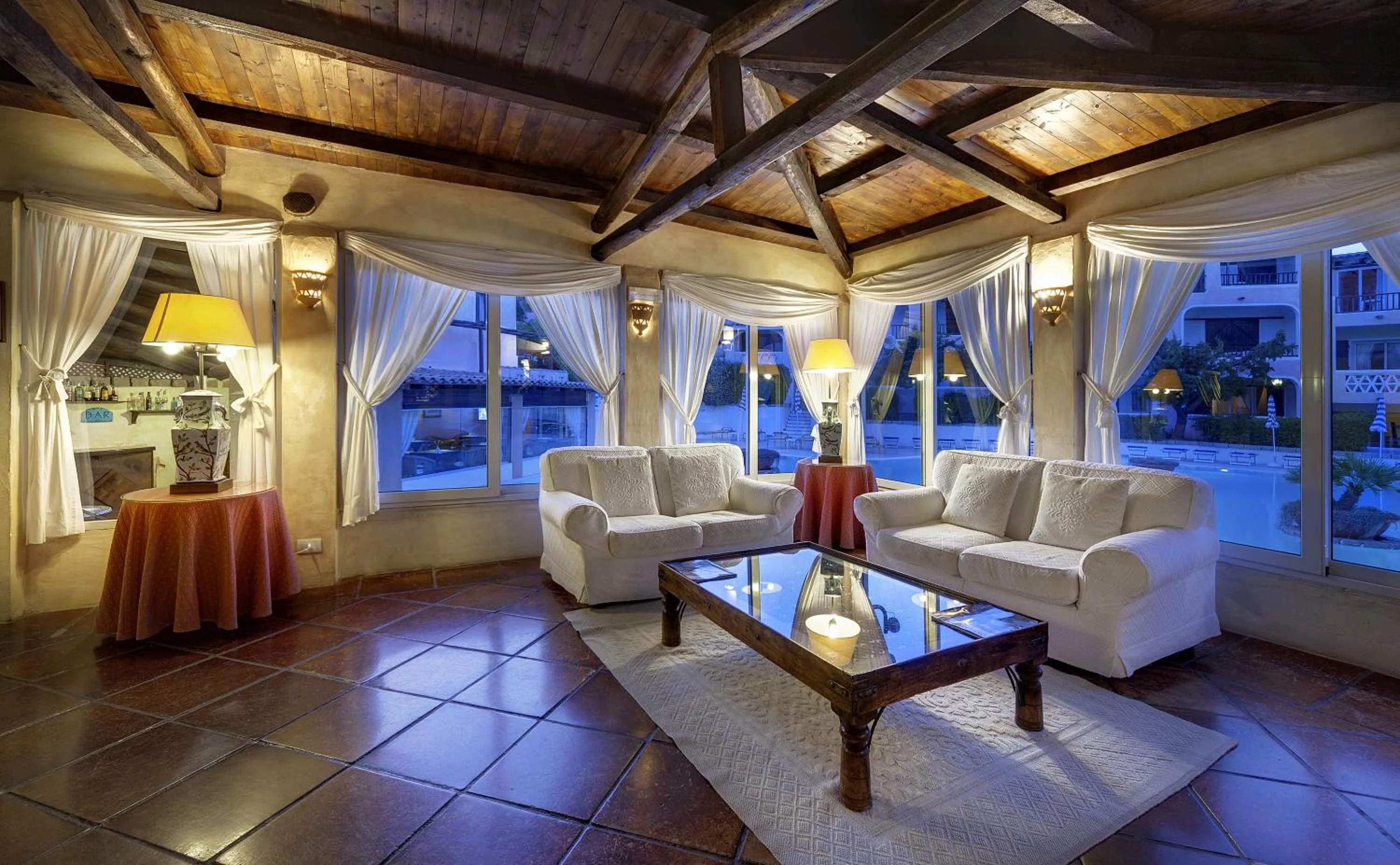 Spring in Colonna Park Hotel