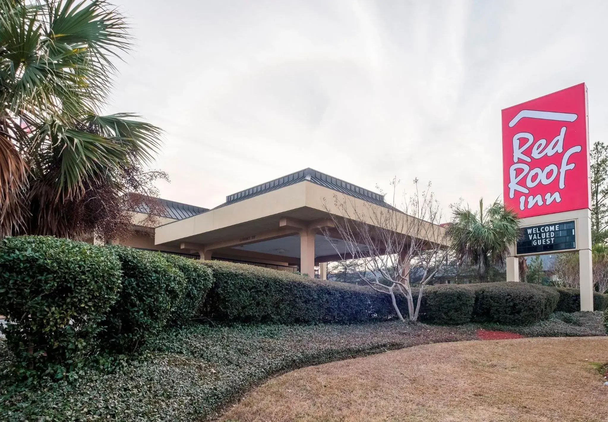 Property Building in Red Roof Inn Augusta – Washington Road