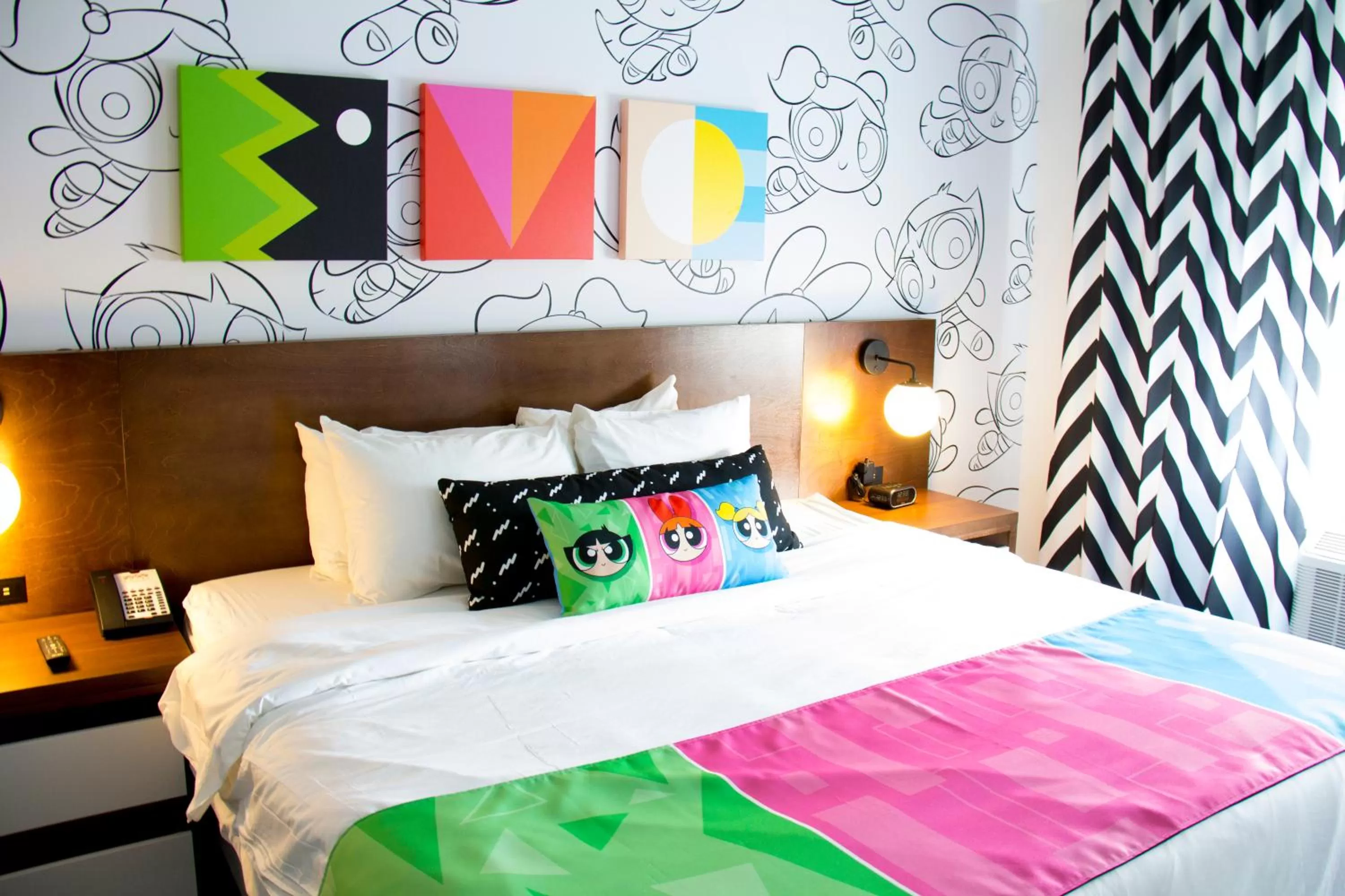 Bed in Cartoon Network Hotel