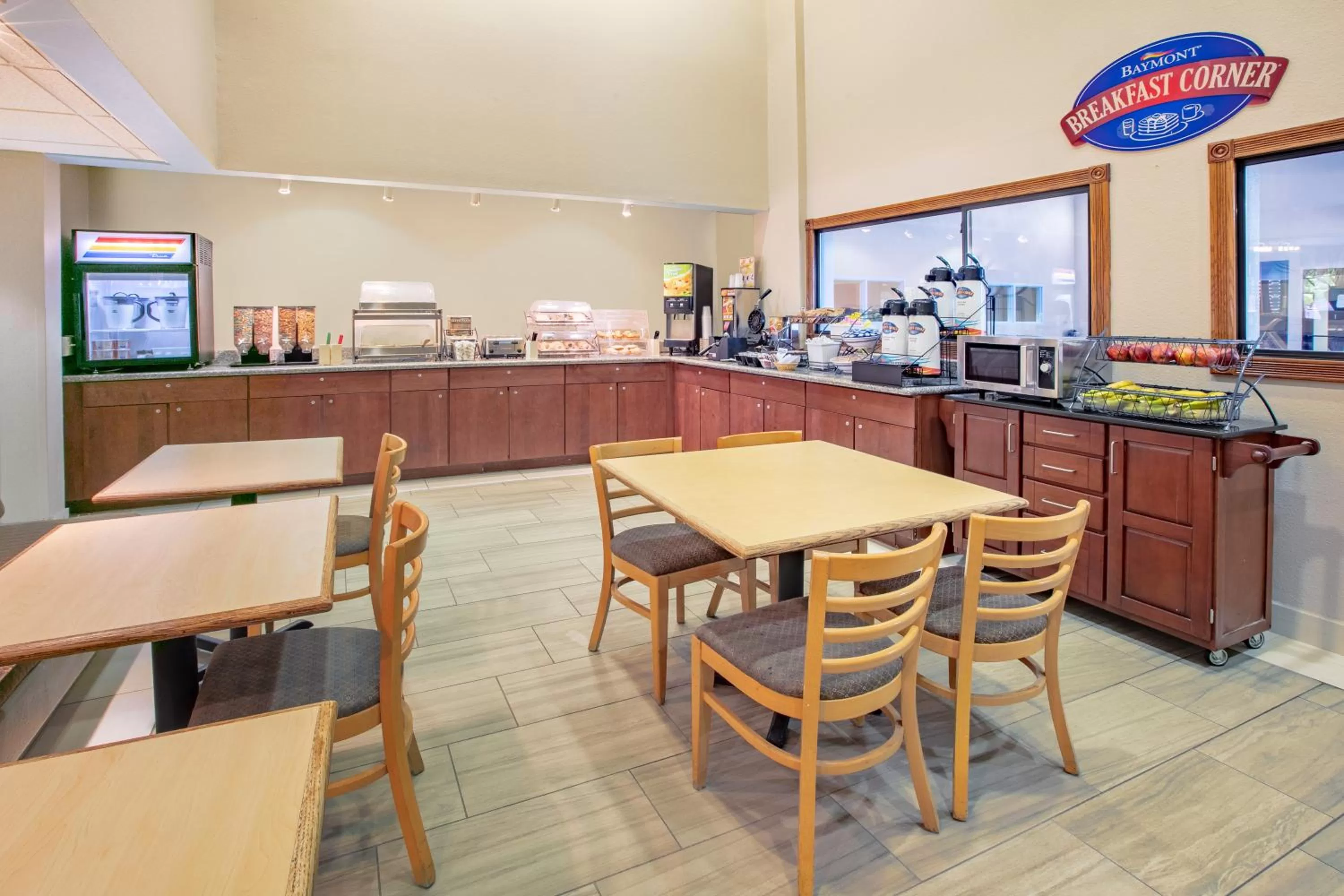 Breakfast in Baymont by Wyndham Roswell