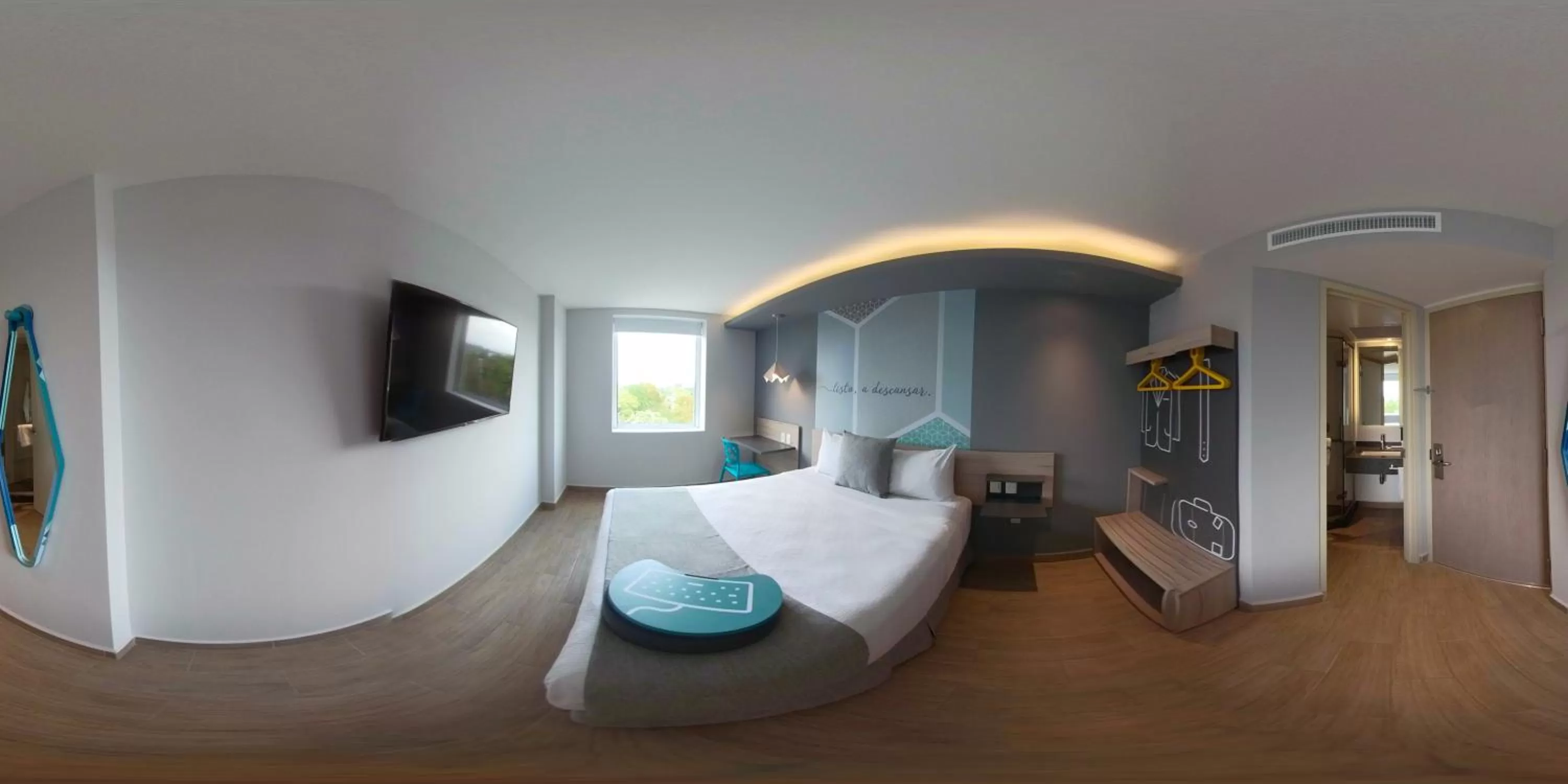 Photo of the whole room in One Tapachula