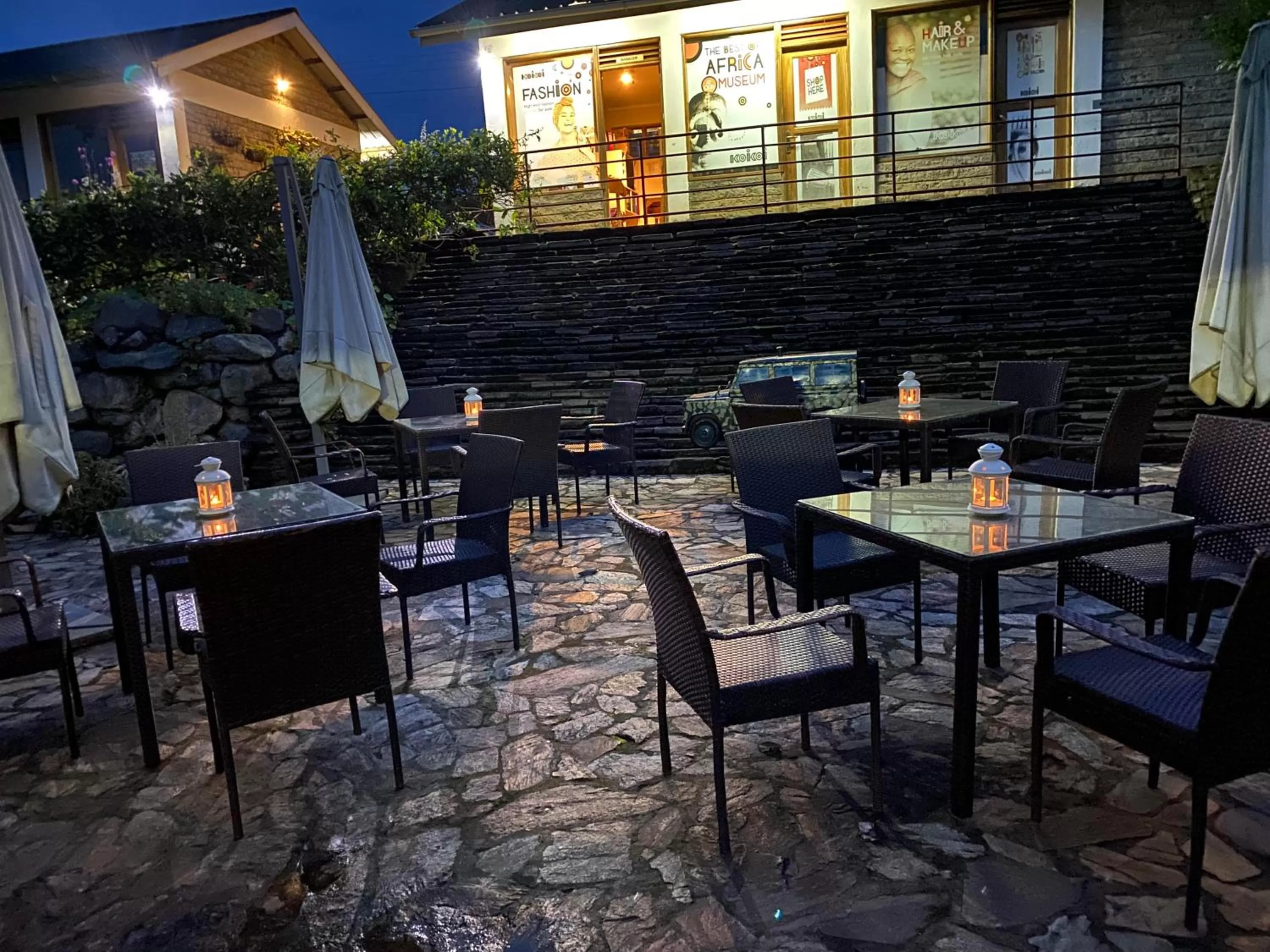 Restaurant/places to eat in Koi Koi, Fort Portal