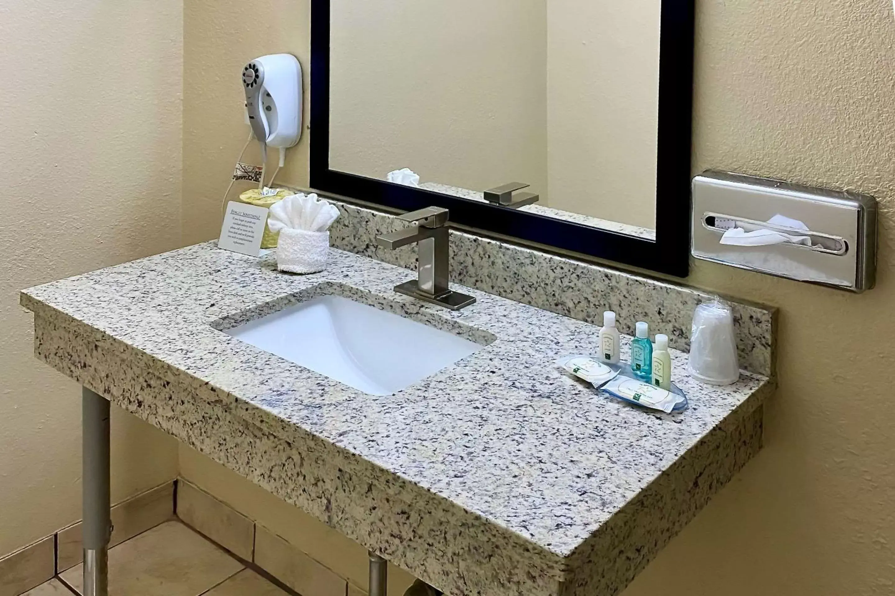 Bedroom, Bathroom in Quality Inn & Suites Airport
