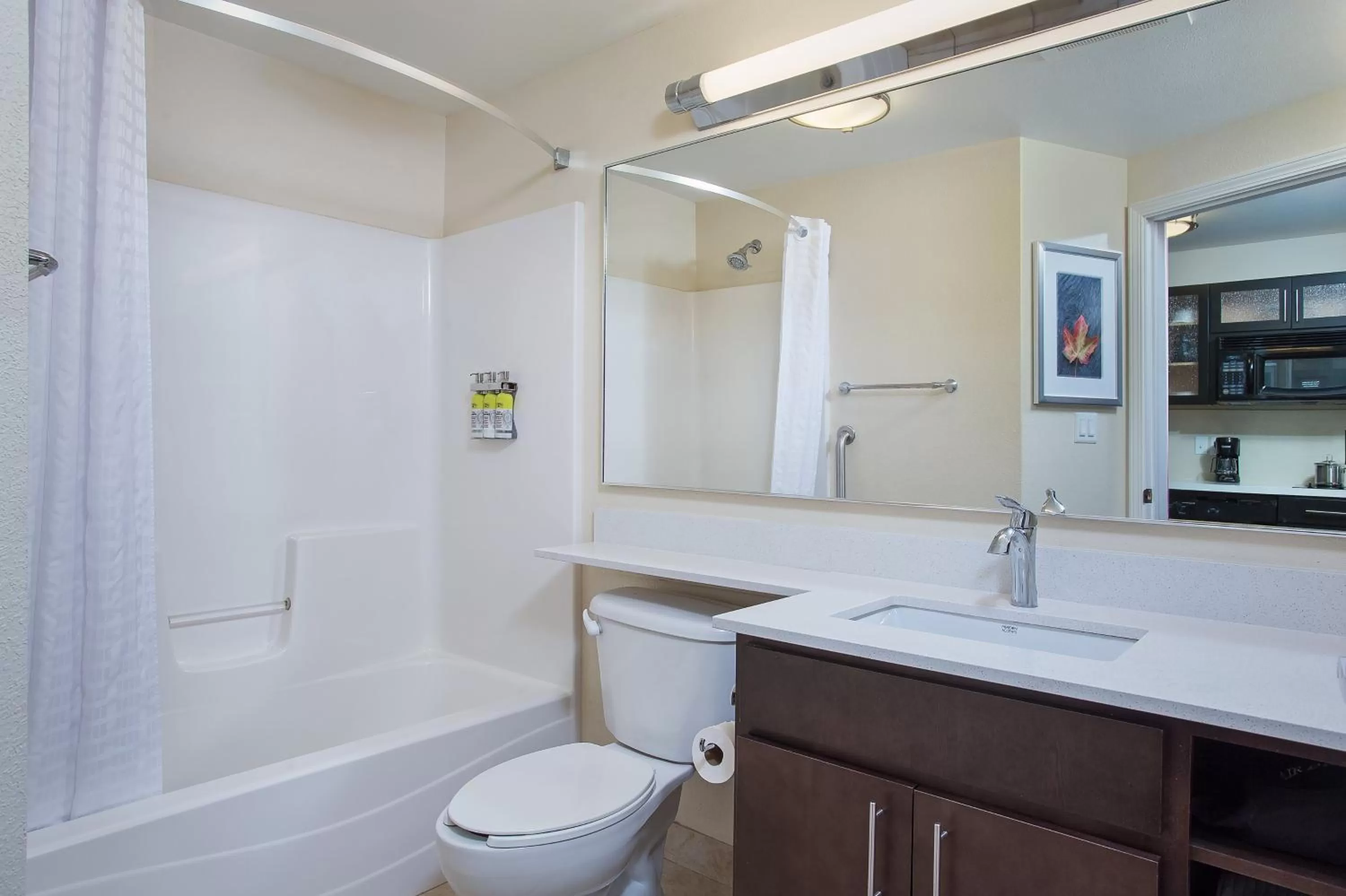 Bathroom in Candlewood Suites Bowling Green by IHG