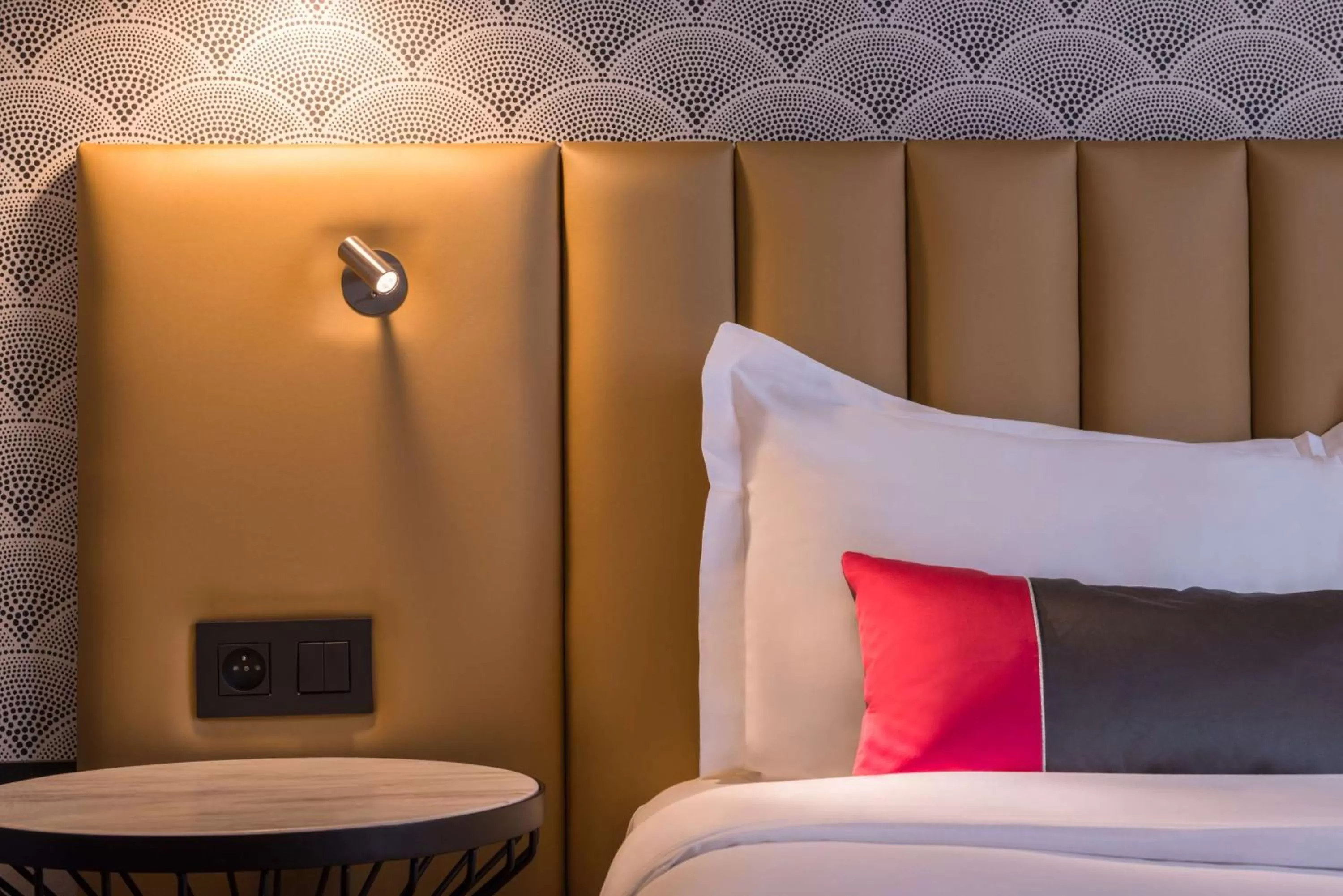 Bed in Best Western Select Hotel