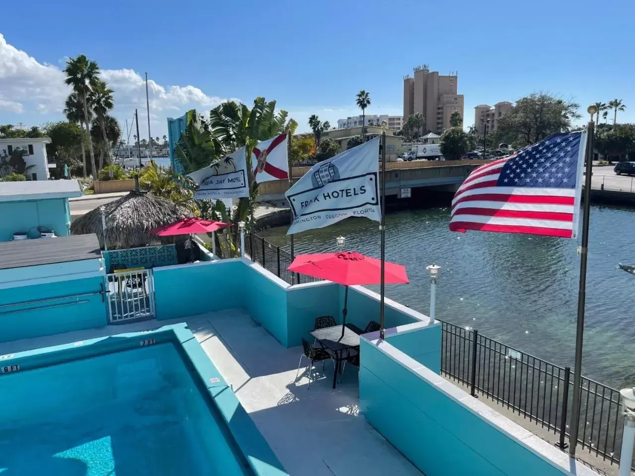 Pool view, Swimming Pool in Sea Jay Motel and Marina