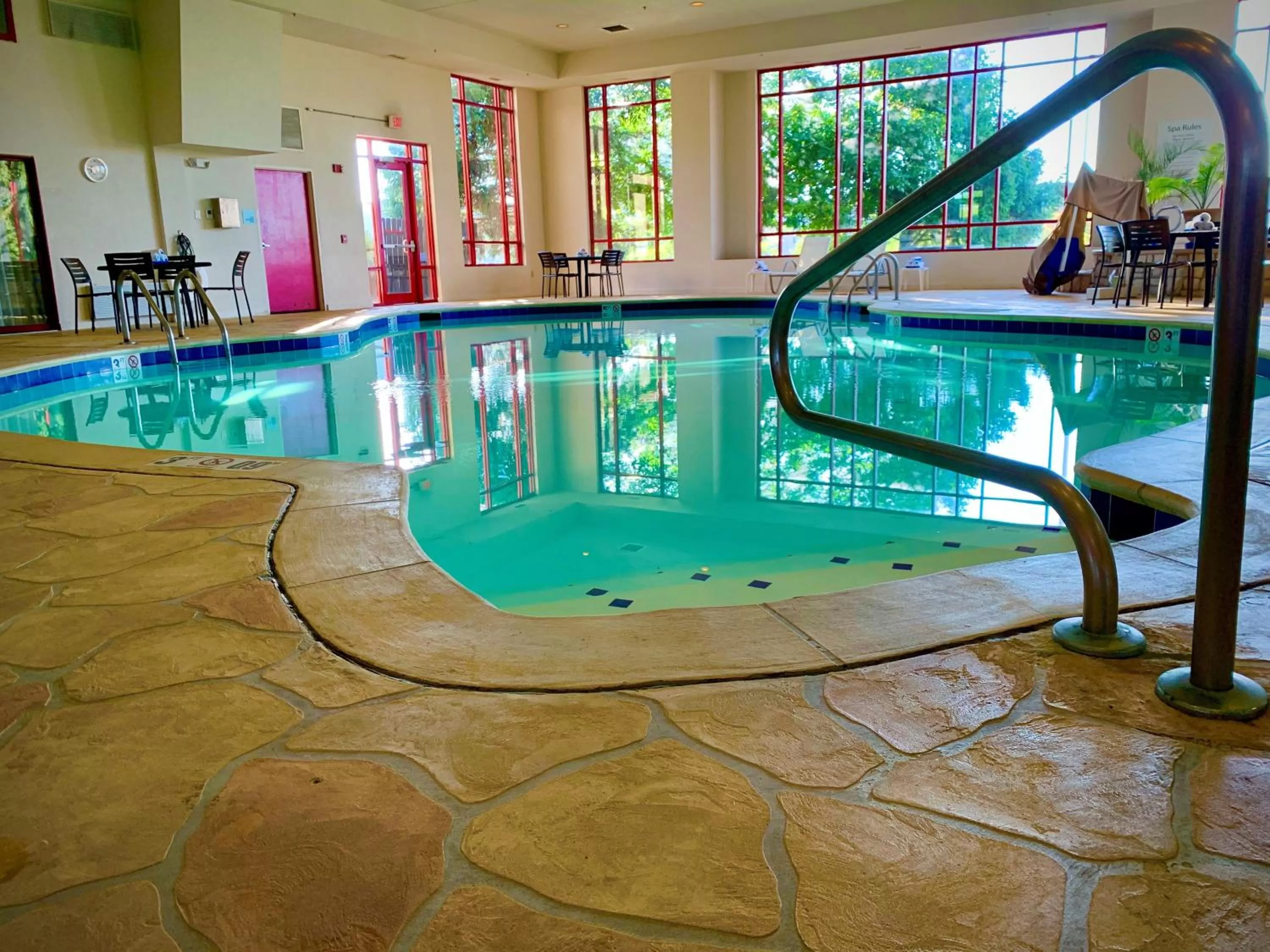 Swimming pool in Holiday Inn Express & Suites - Olathe North by IHG