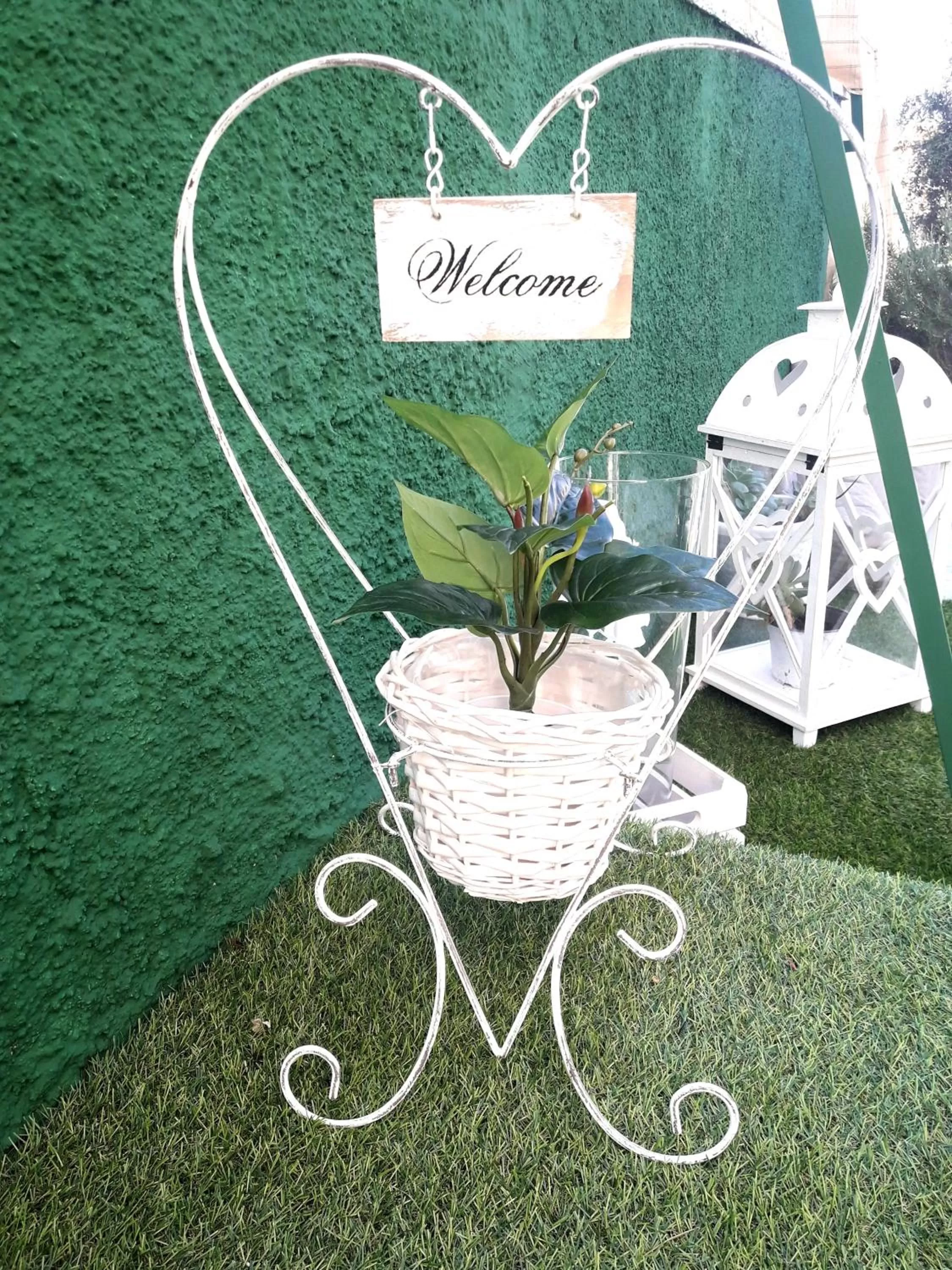 Balcony/Terrace in San Pietro Shabby Chic Apartment