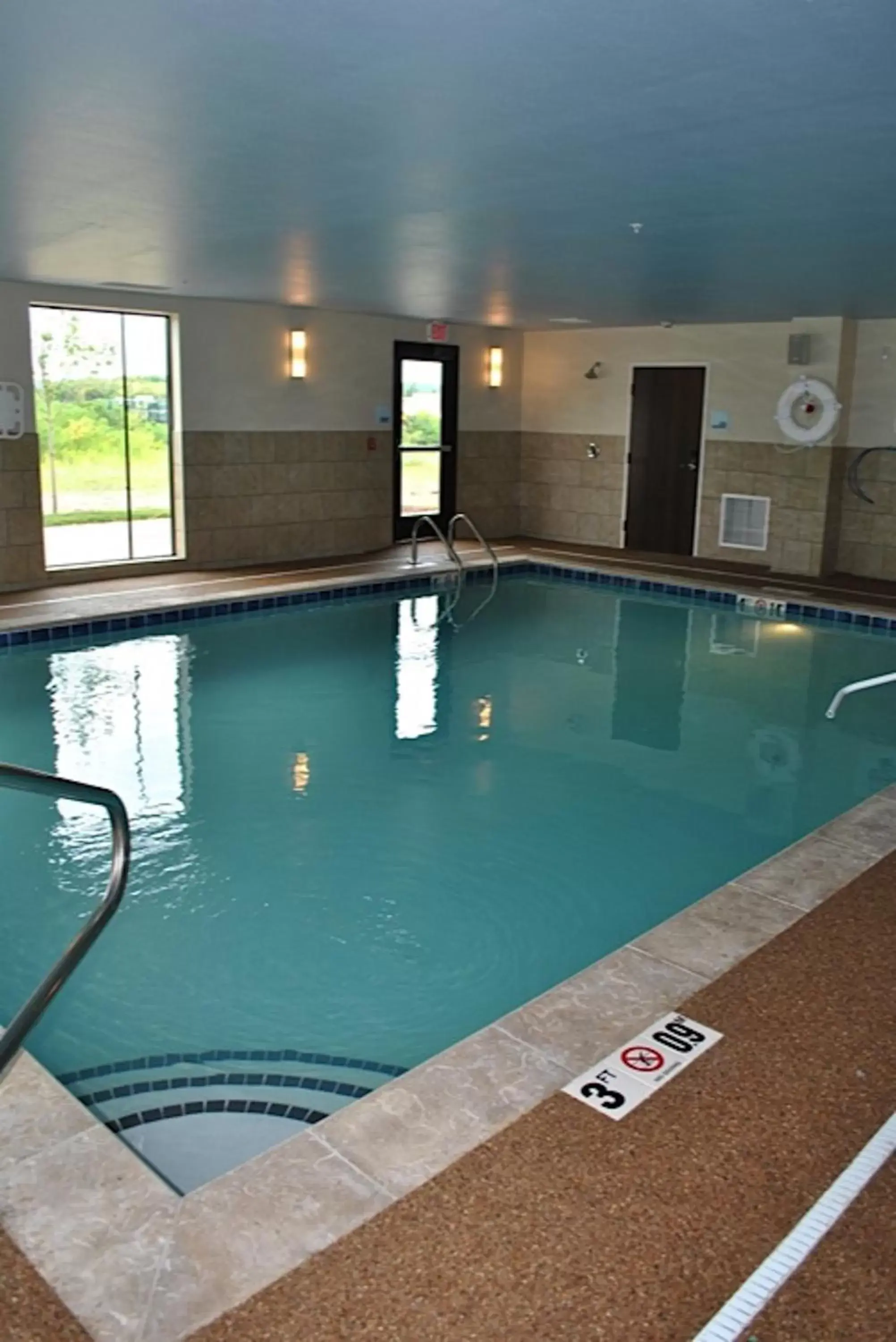 Swimming Pool in Holiday Inn Express Salem, an IHG Hotel