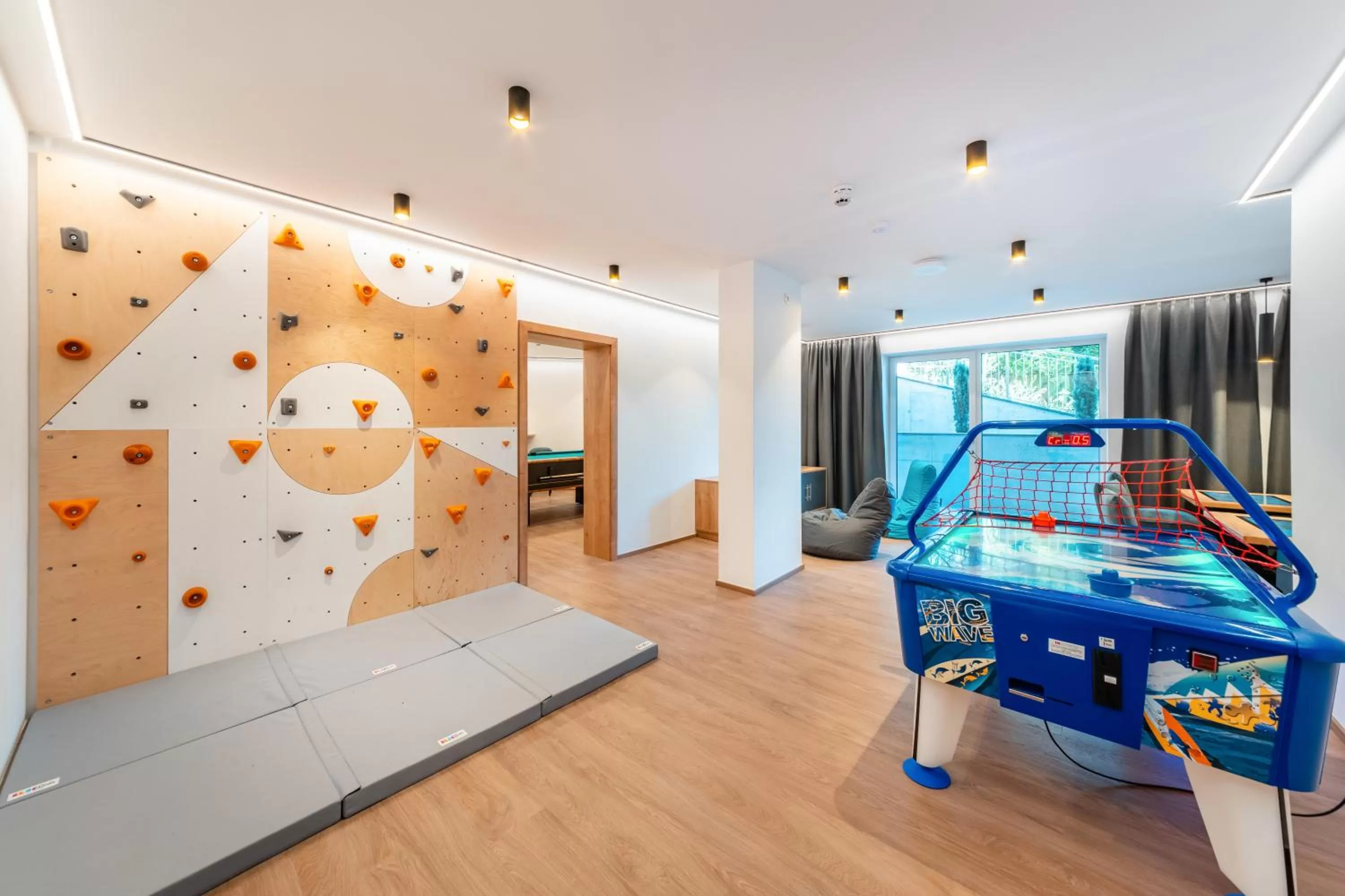 Game Room in Das Lenz by Inncomer