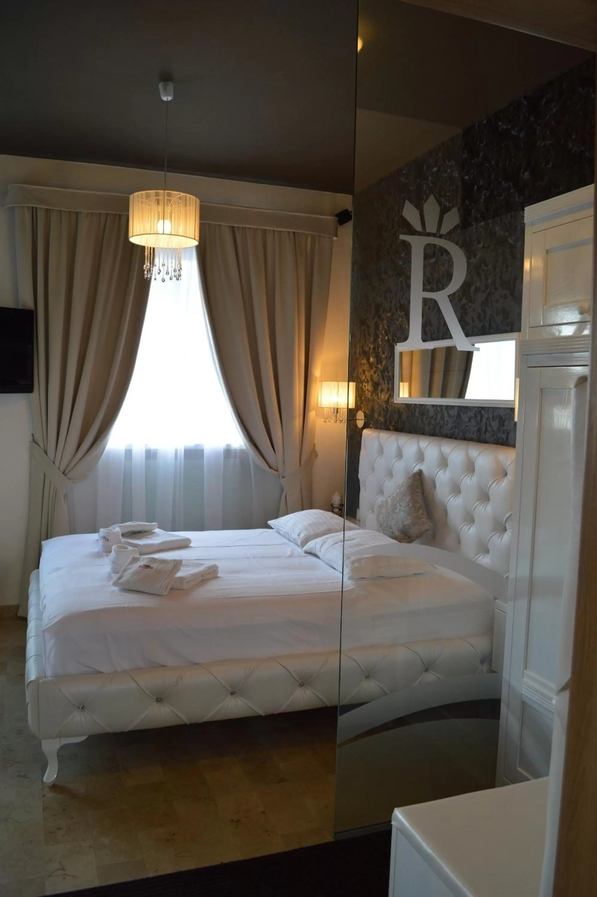 Bedroom, Bed in Hotel RICHTR