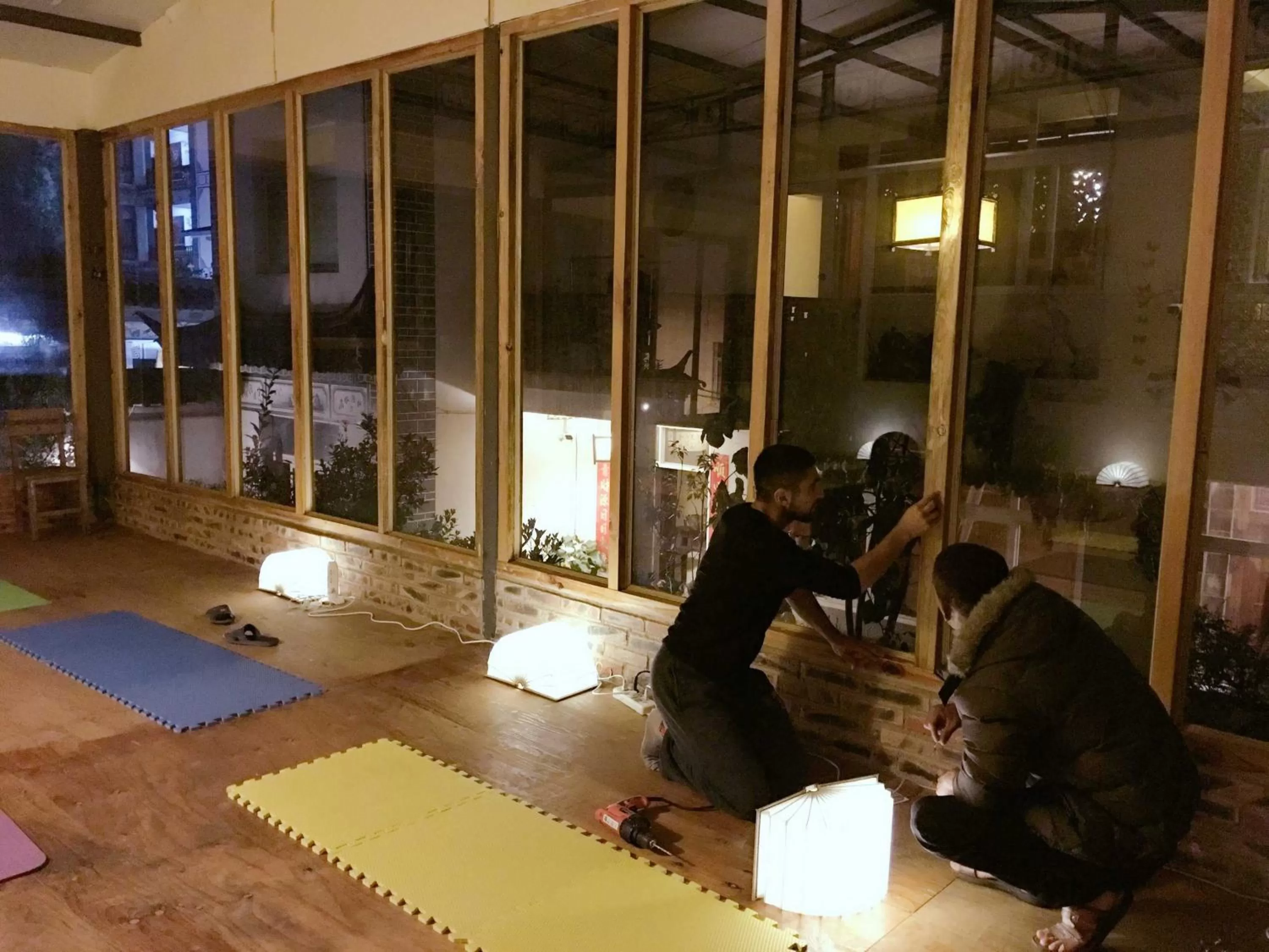 Night in The Lily Pad Inn