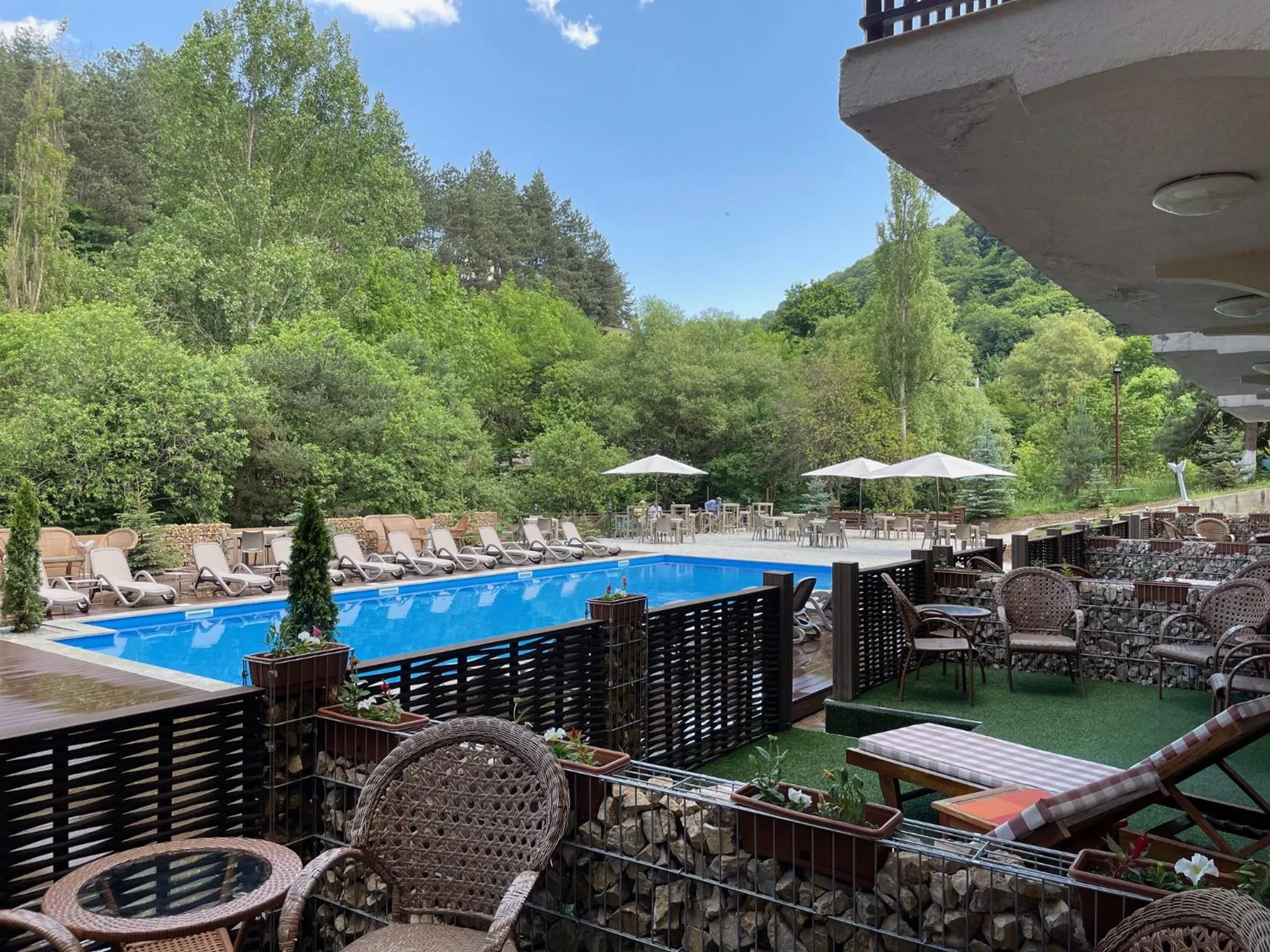 Swimming pool in Best Western Plus Paradise Hotel Dilijan