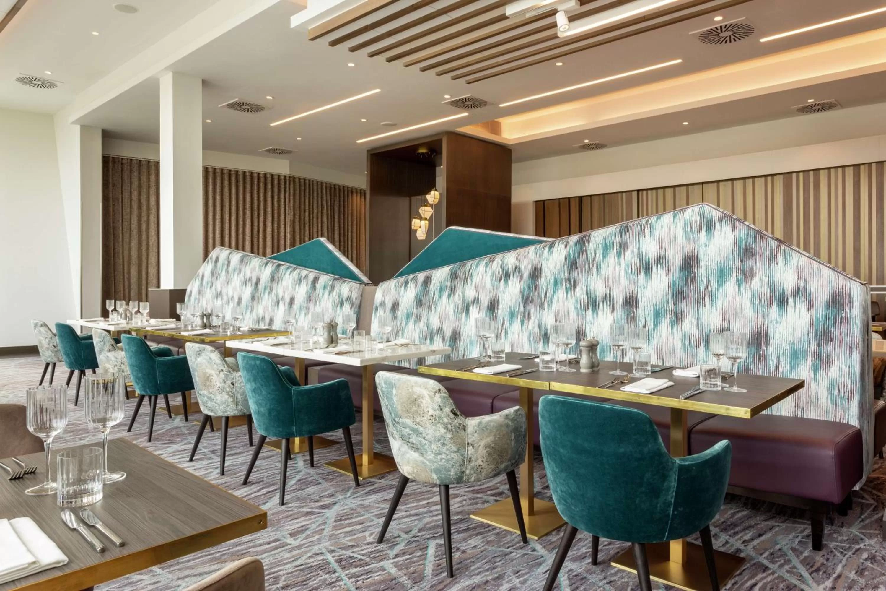 Restaurant/places to eat in Hilton Aberdeen TECA