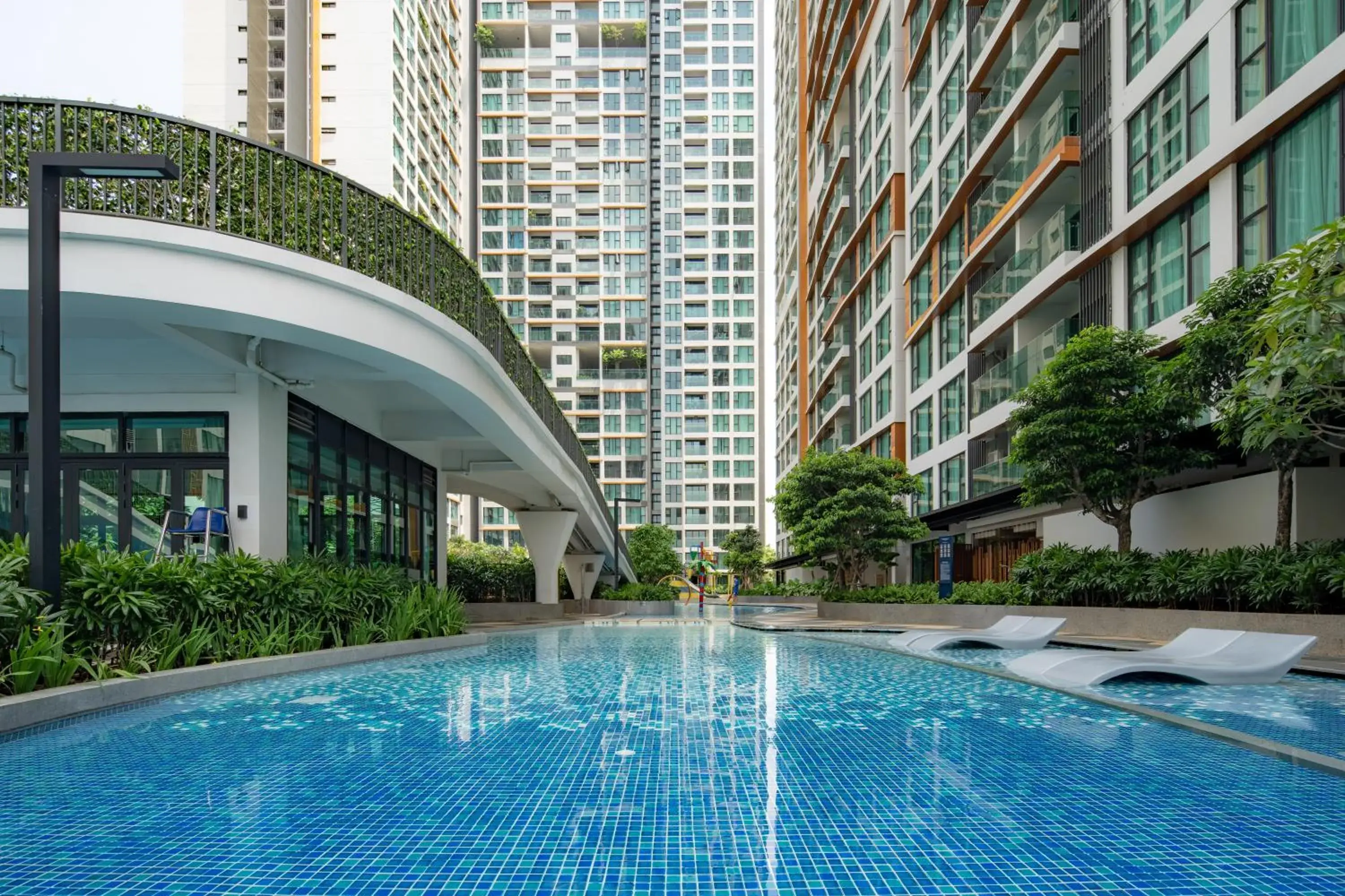 Pool view in Somerset Feliz Ho Chi Minh City