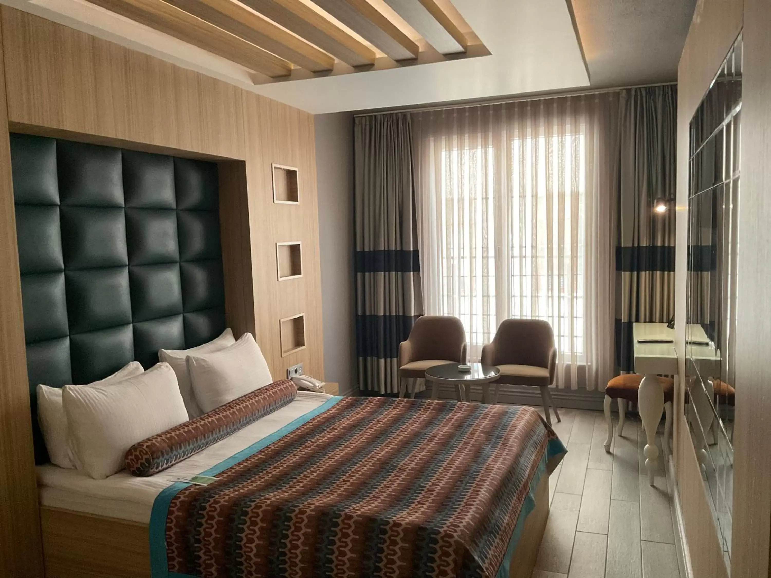 Massage, Bed in Hotel Zade