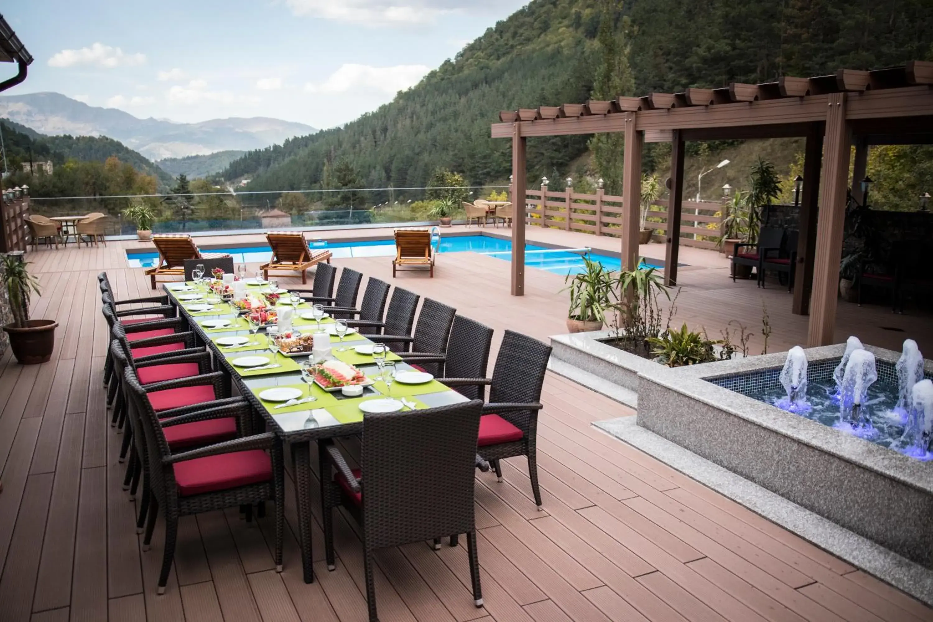 Swimming Pool in Best Western Plus Paradise Hotel Dilijan