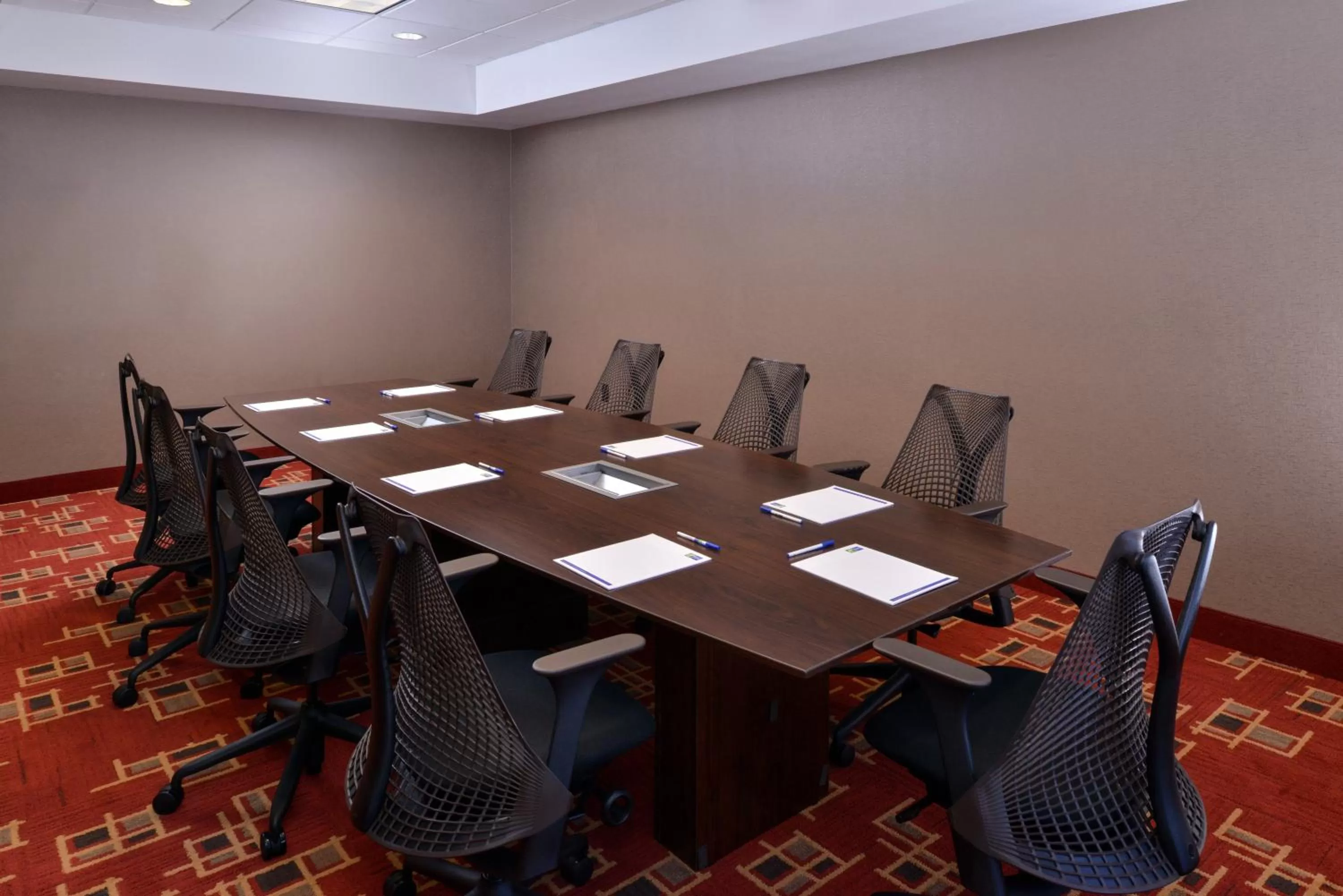 Meeting/conference room in Holiday Inn Express & Suites Page - Lake Powell Area by IHG