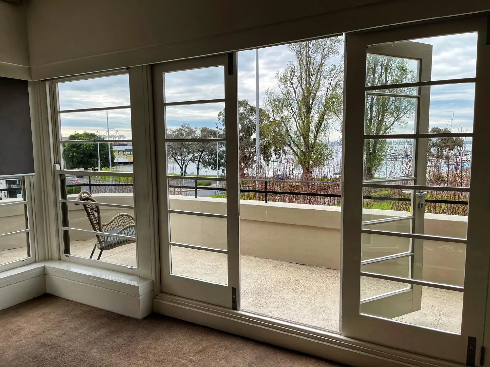 Balcony/Terrace in Captains Retreat Apartments and Cottages