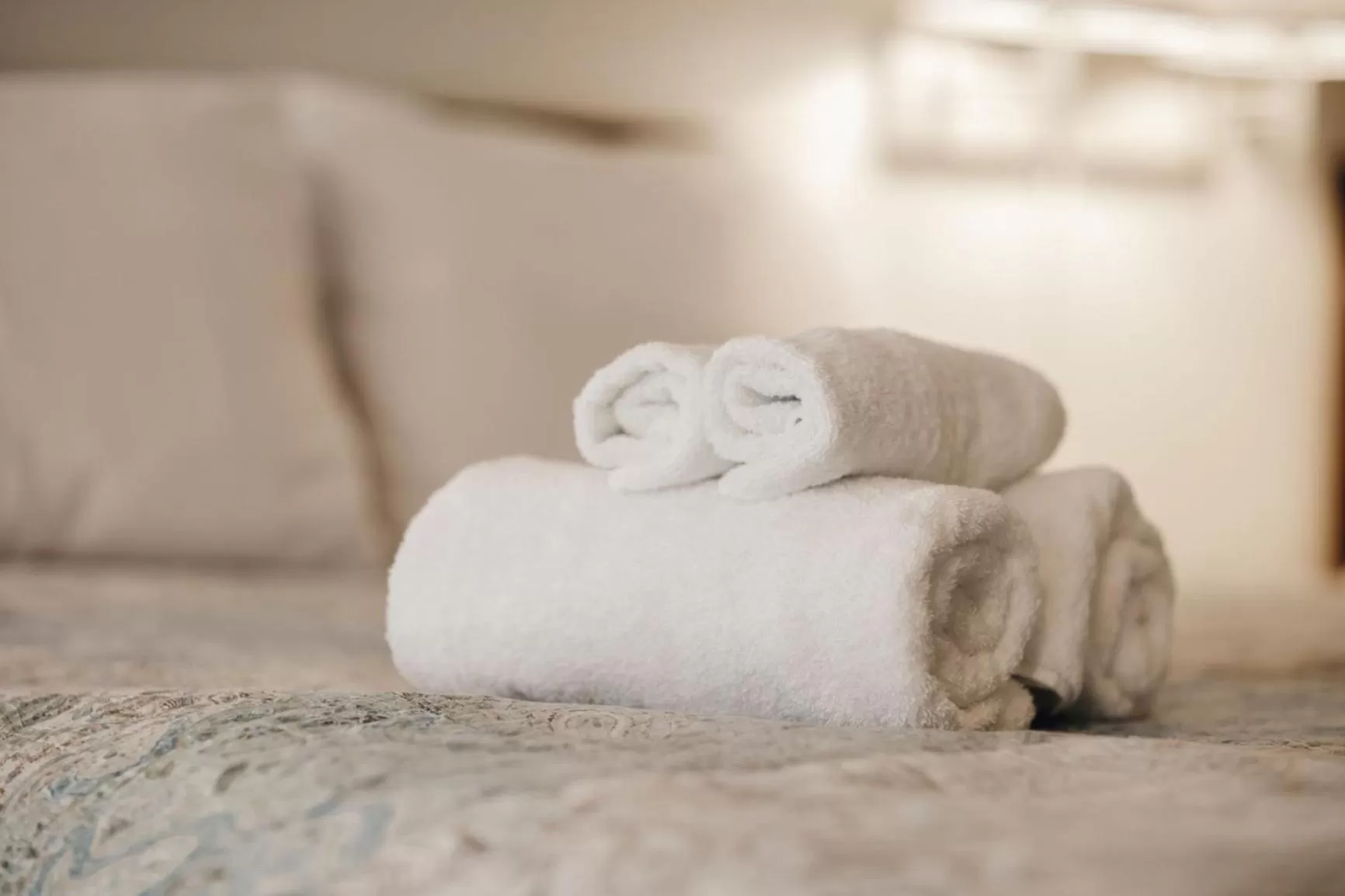 Bed in Vintage Lakeside Inn