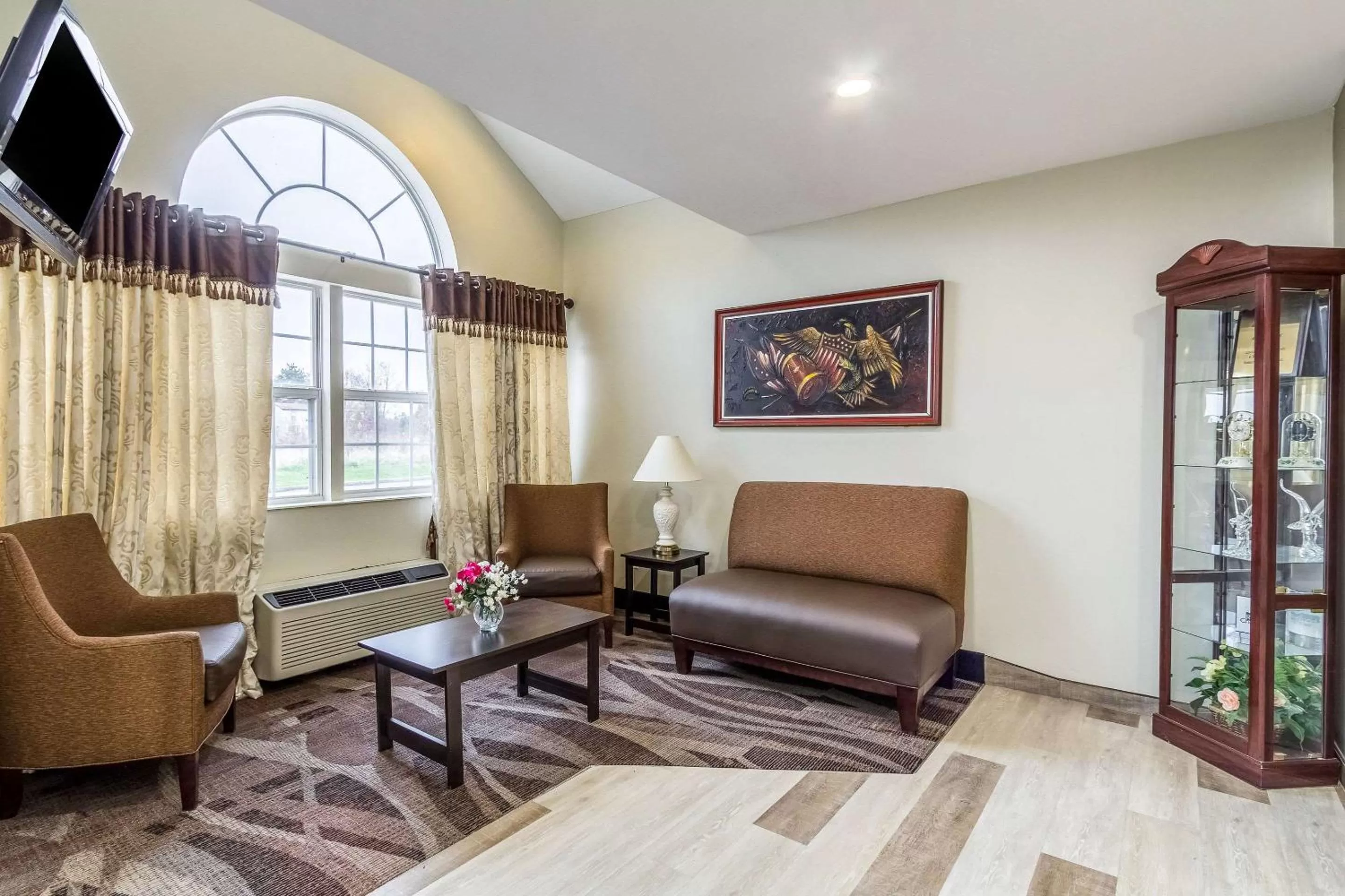 Lobby or reception in Quality Inn & Suites North Lima - Boardman