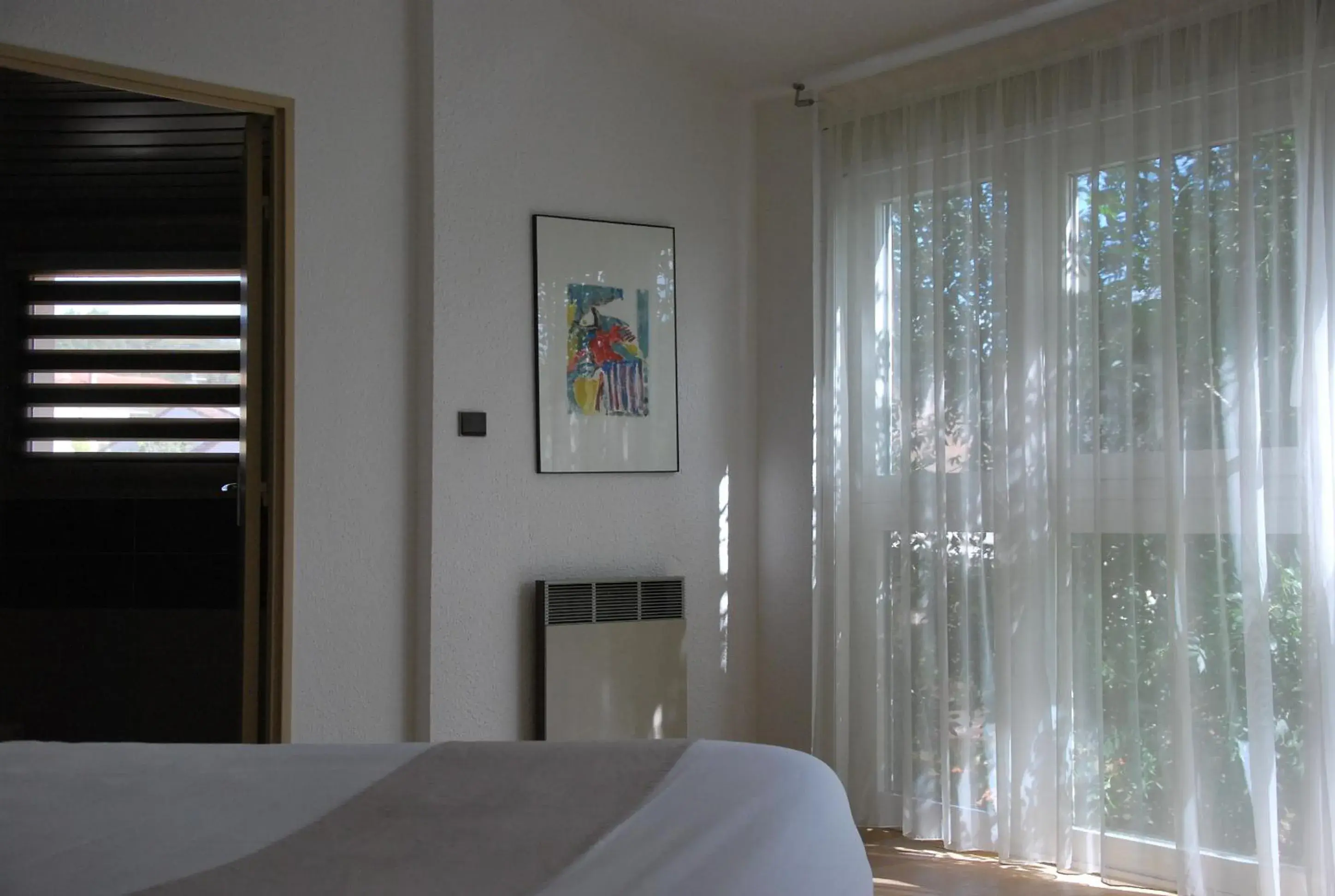 Decorative detail, Bed in Hôtel Le Barry, Toulouse Nord