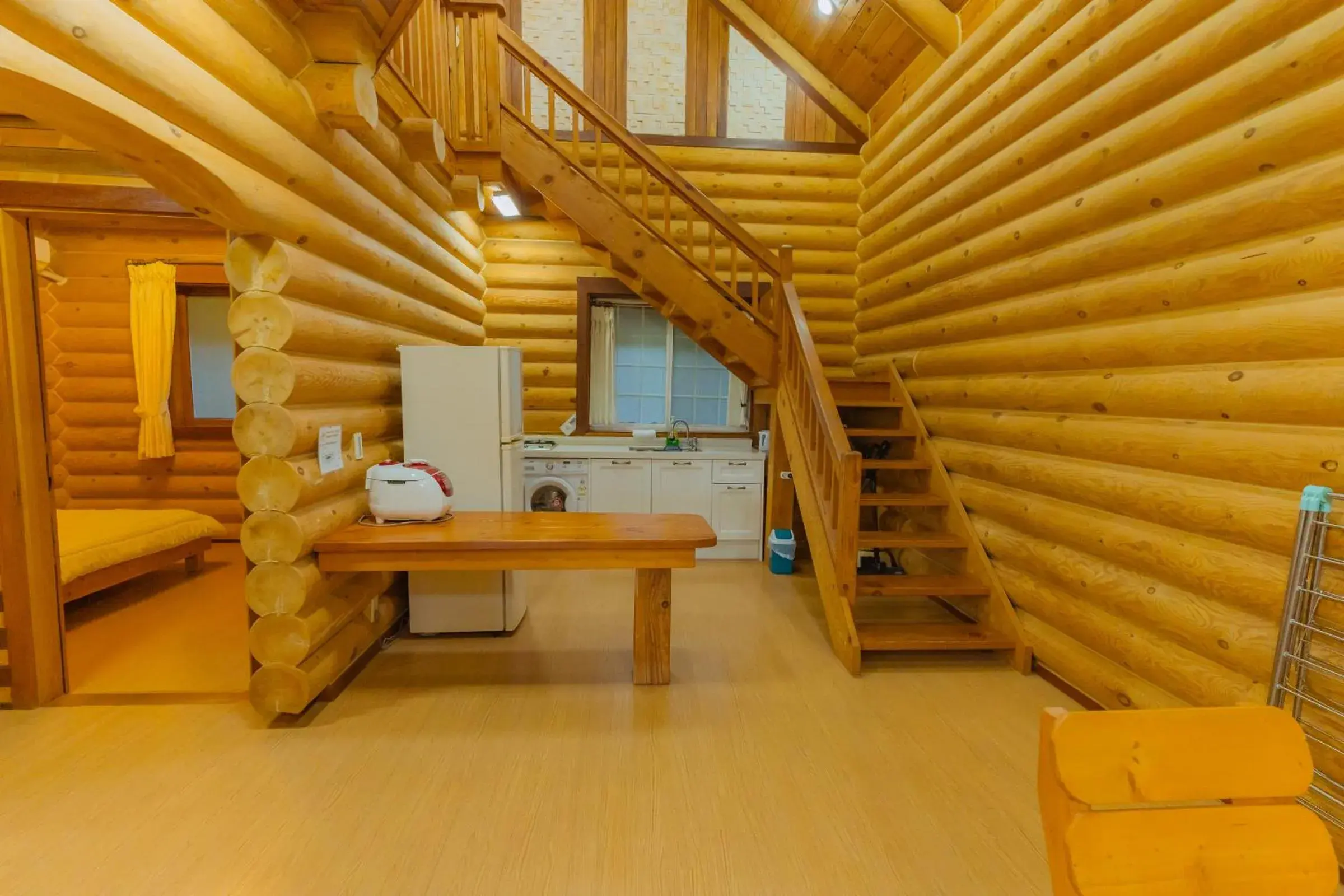 Kitchen or kitchenette in Jungmun Log Pension & Resort Kitchen or kitchenette in Jungmun Log Pension & Resort