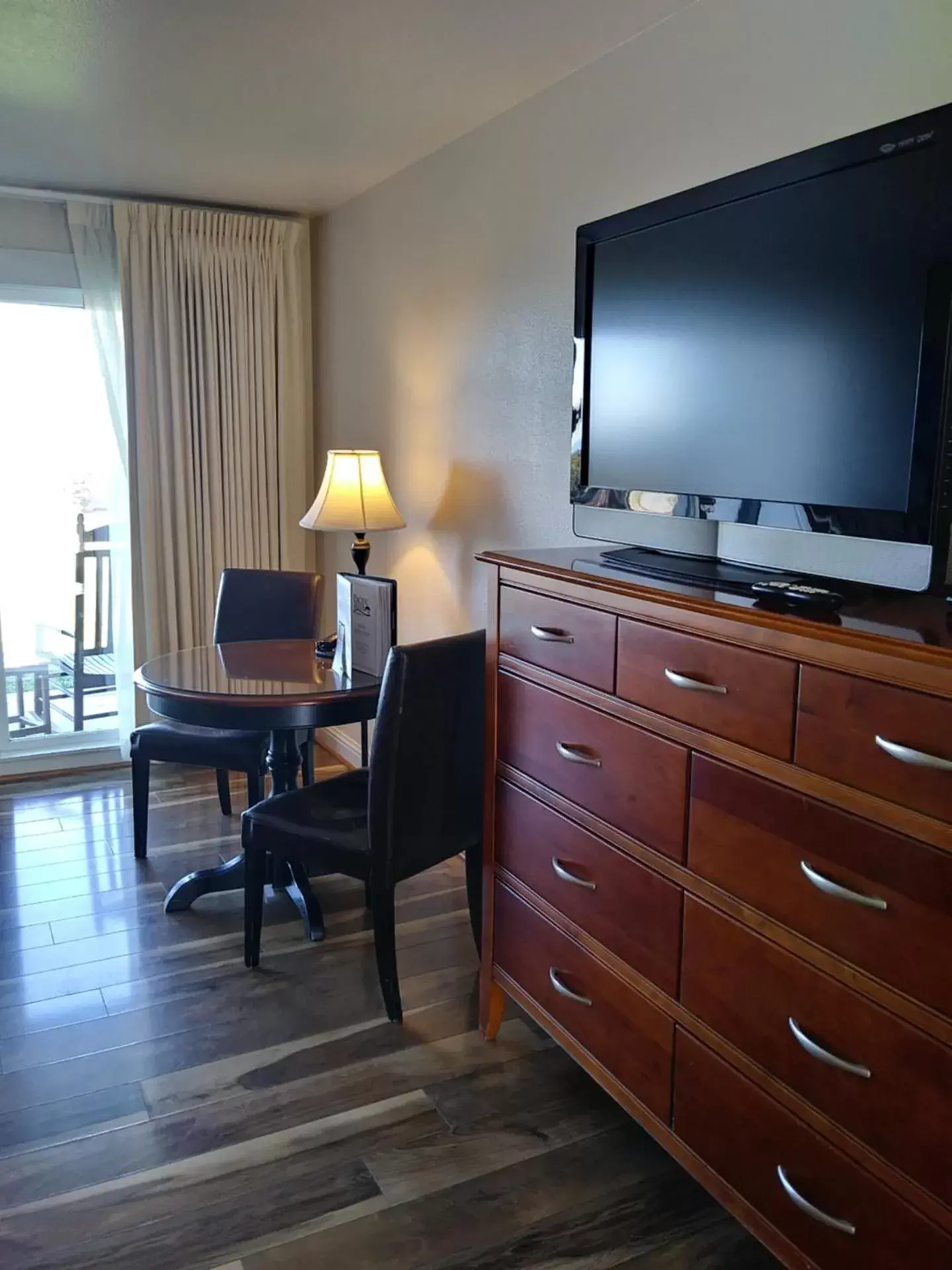 King Room with Ocean View in Pacific Reef Hotel & Light Show King Room with Ocean View in Pacific Reef Hotel & Light Show