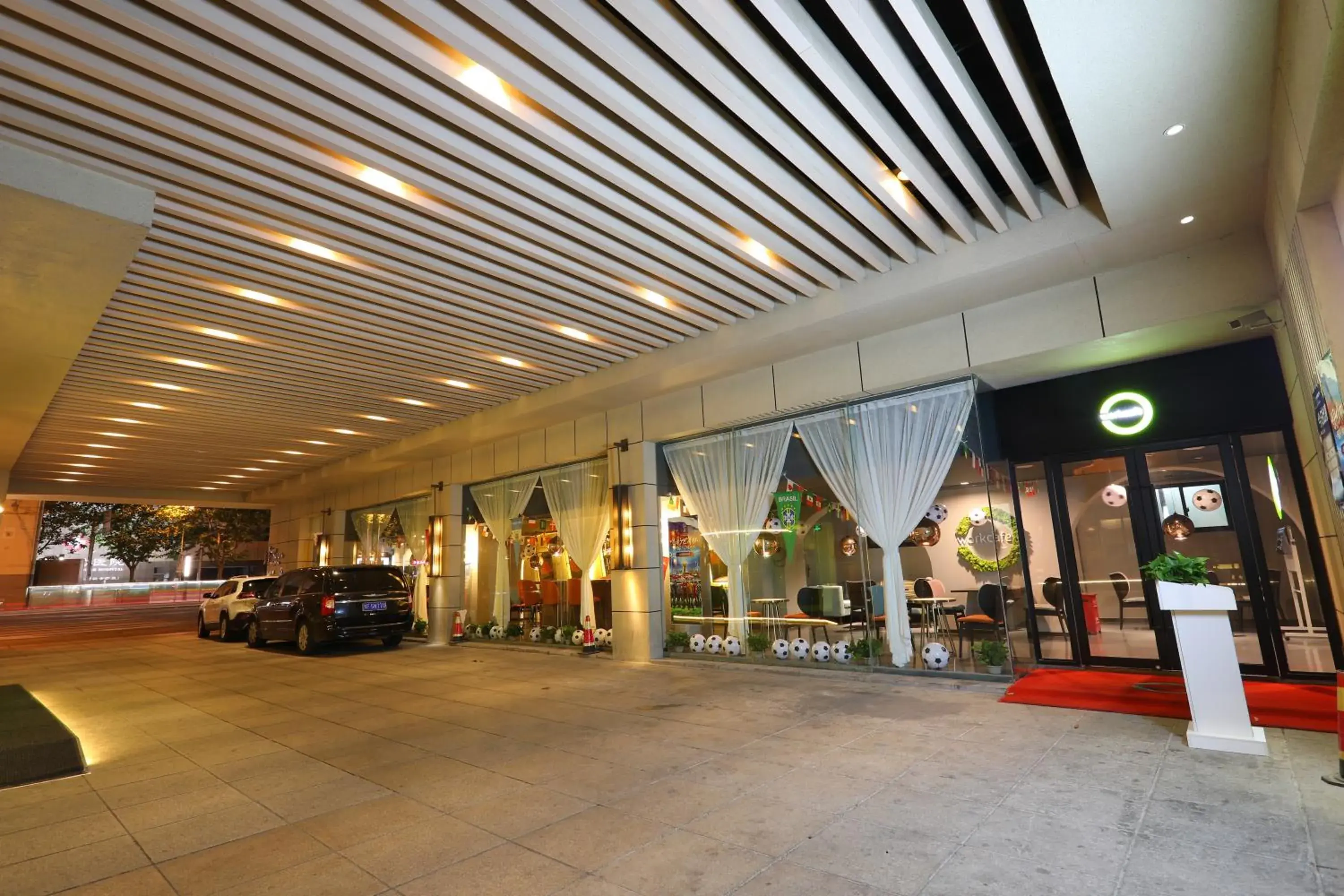 Facade/entrance in Metropolo Classiq Dahua Hotel Shanghai Jingan