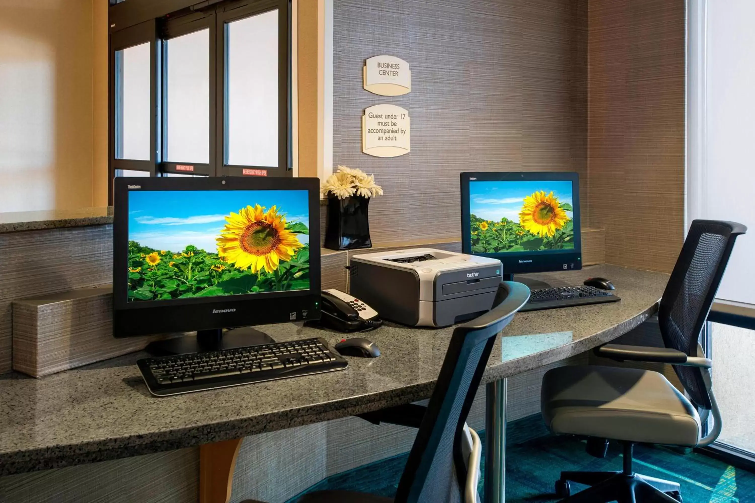 Business facilities, TV/Entertainment Center in SpringHill Suites by Marriott Omaha East, Council Bluffs, IA