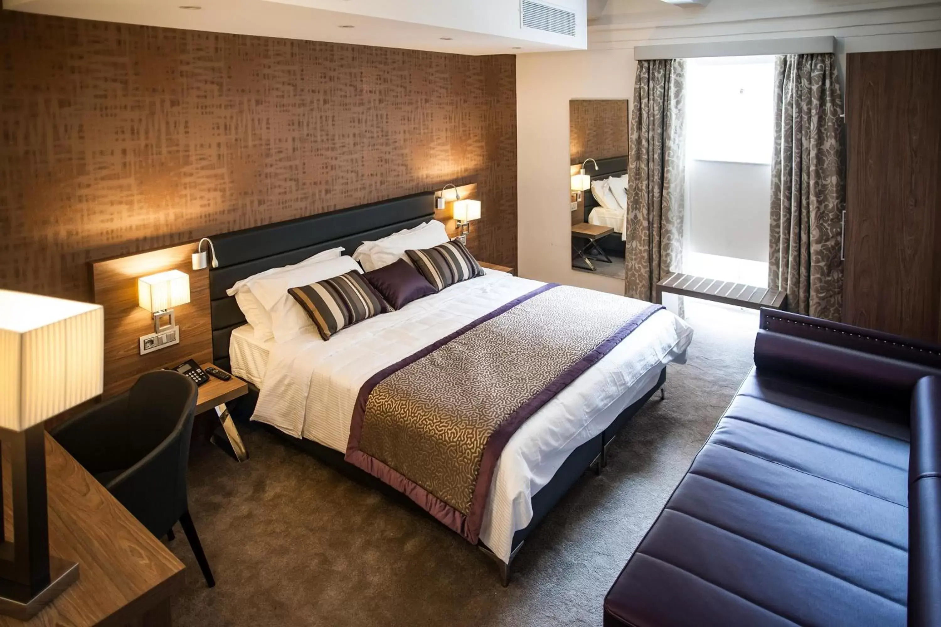 Triple Room in Palazzo Paolina Boutique Hotel Triple Room in Palazzo Paolina Boutique Hotel