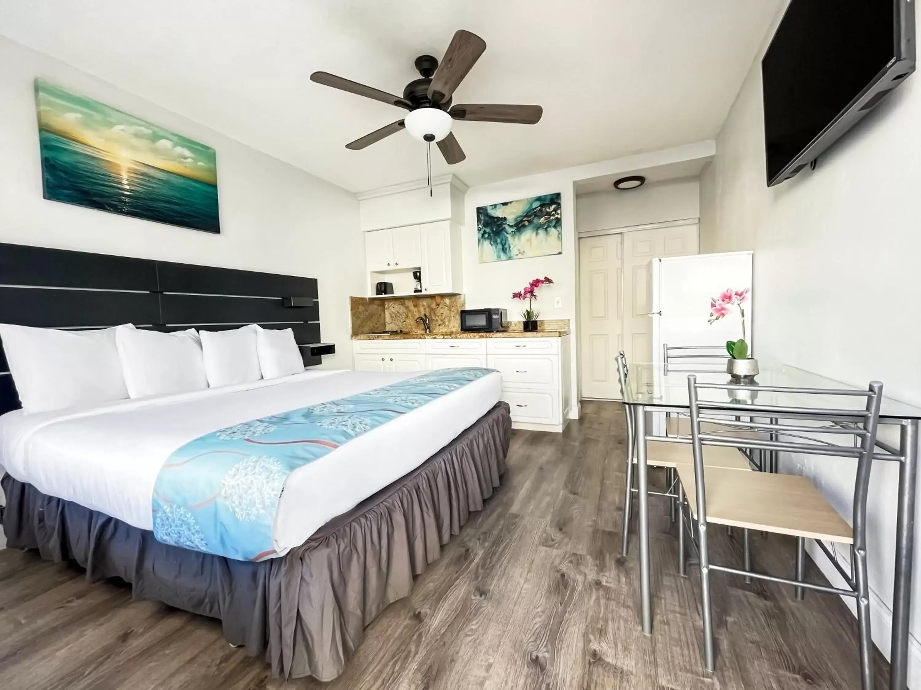 Bed in Greniers Bed in Greniers