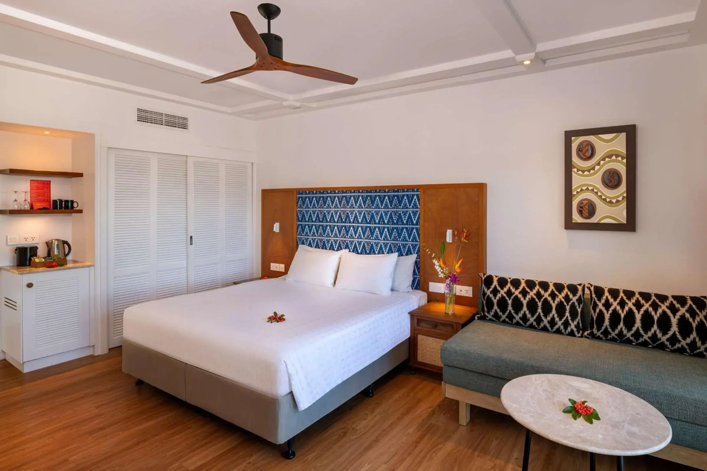Bedroom, Bed in Outrigger Fiji Beach Resort Bedroom, Bed in Outrigger Fiji Beach Resort