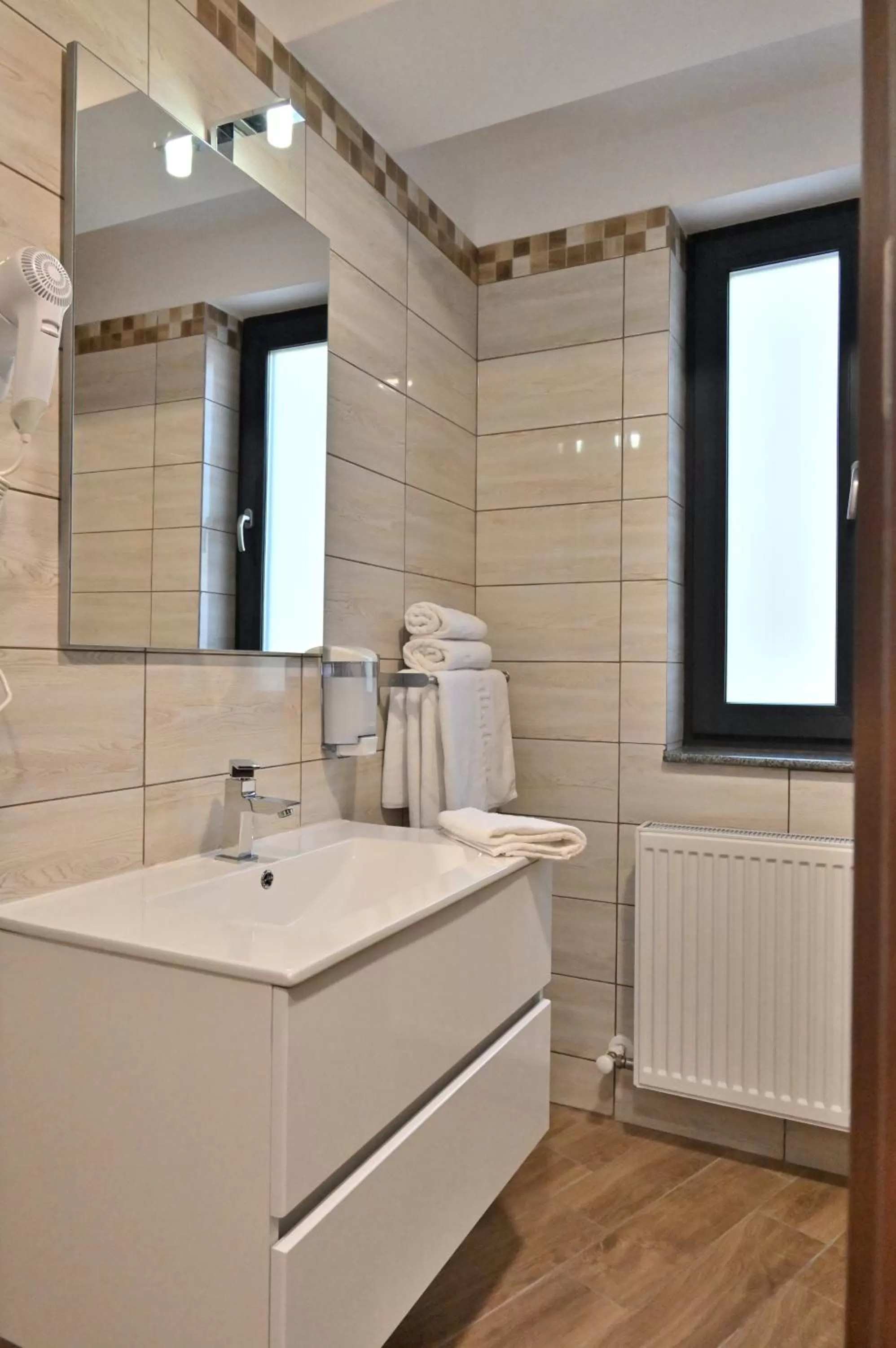 Shower in Durau Residence