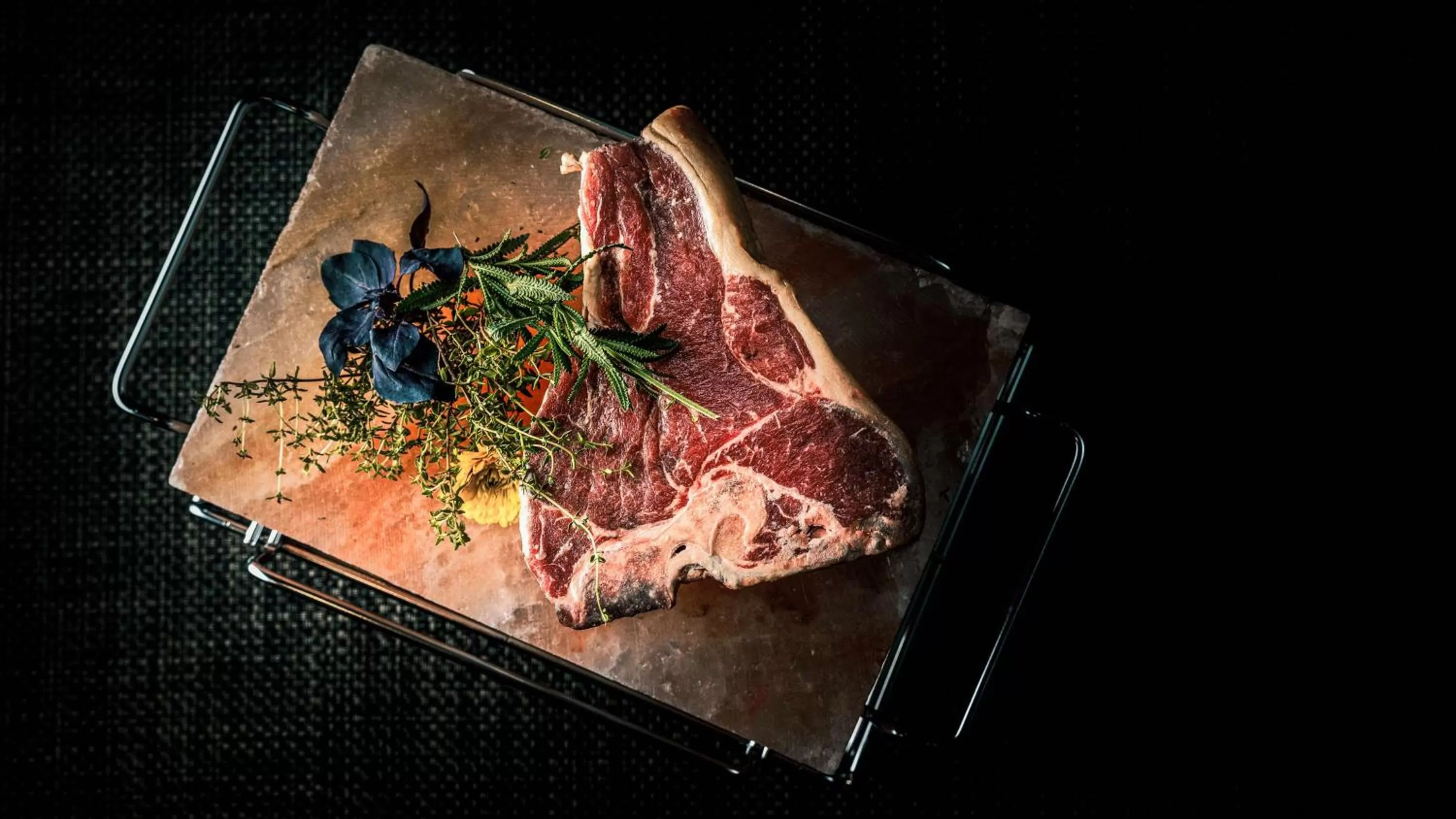 Restaurant/places to eat in Radisson Blu Hotel, Nairobi Upper Hill