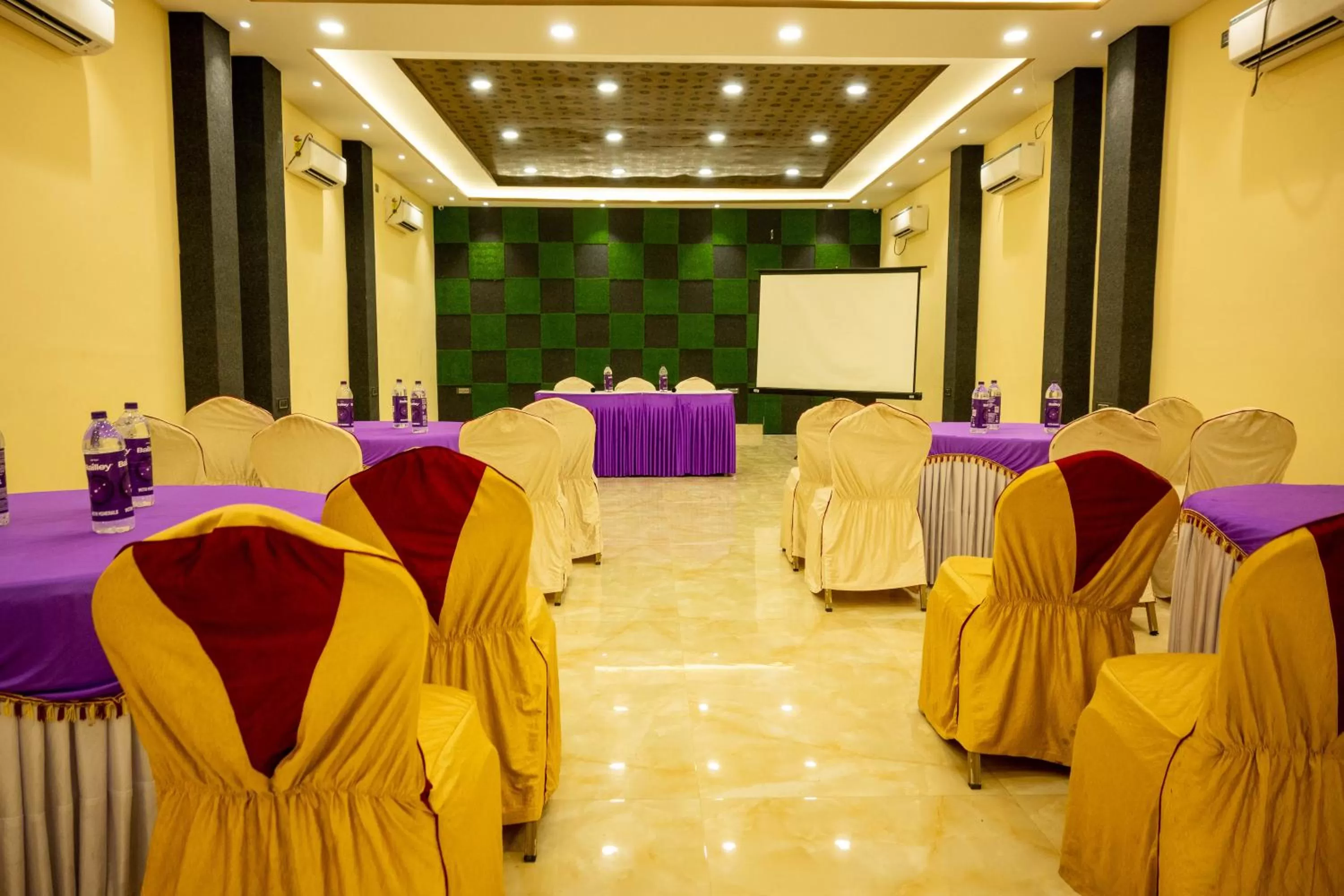 Business facilities in Vinayak Bhavan By Vinayak Hotels