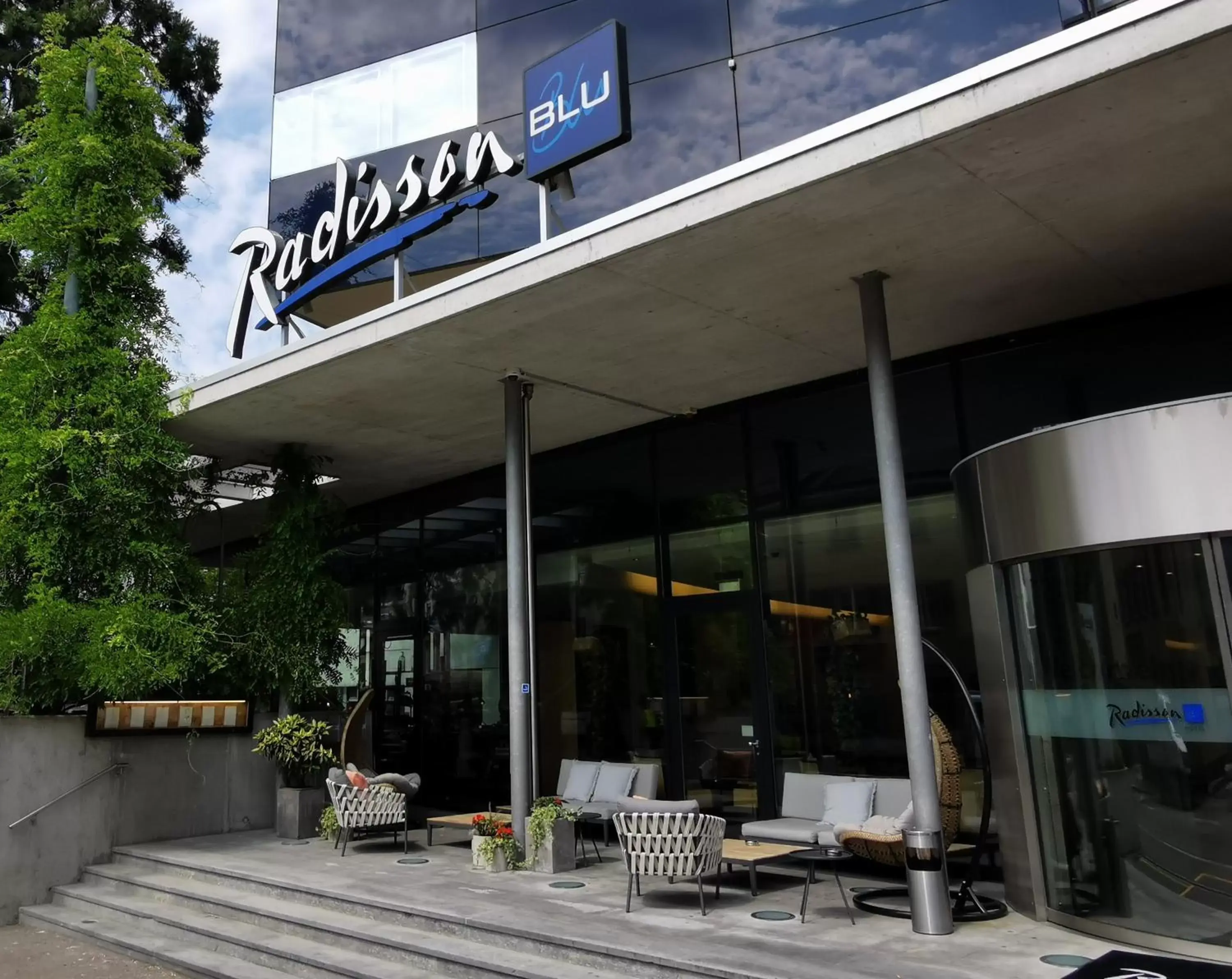 Facade/entrance, Restaurant/Places to Eat in Radisson Blu Hotel, St. Gallen