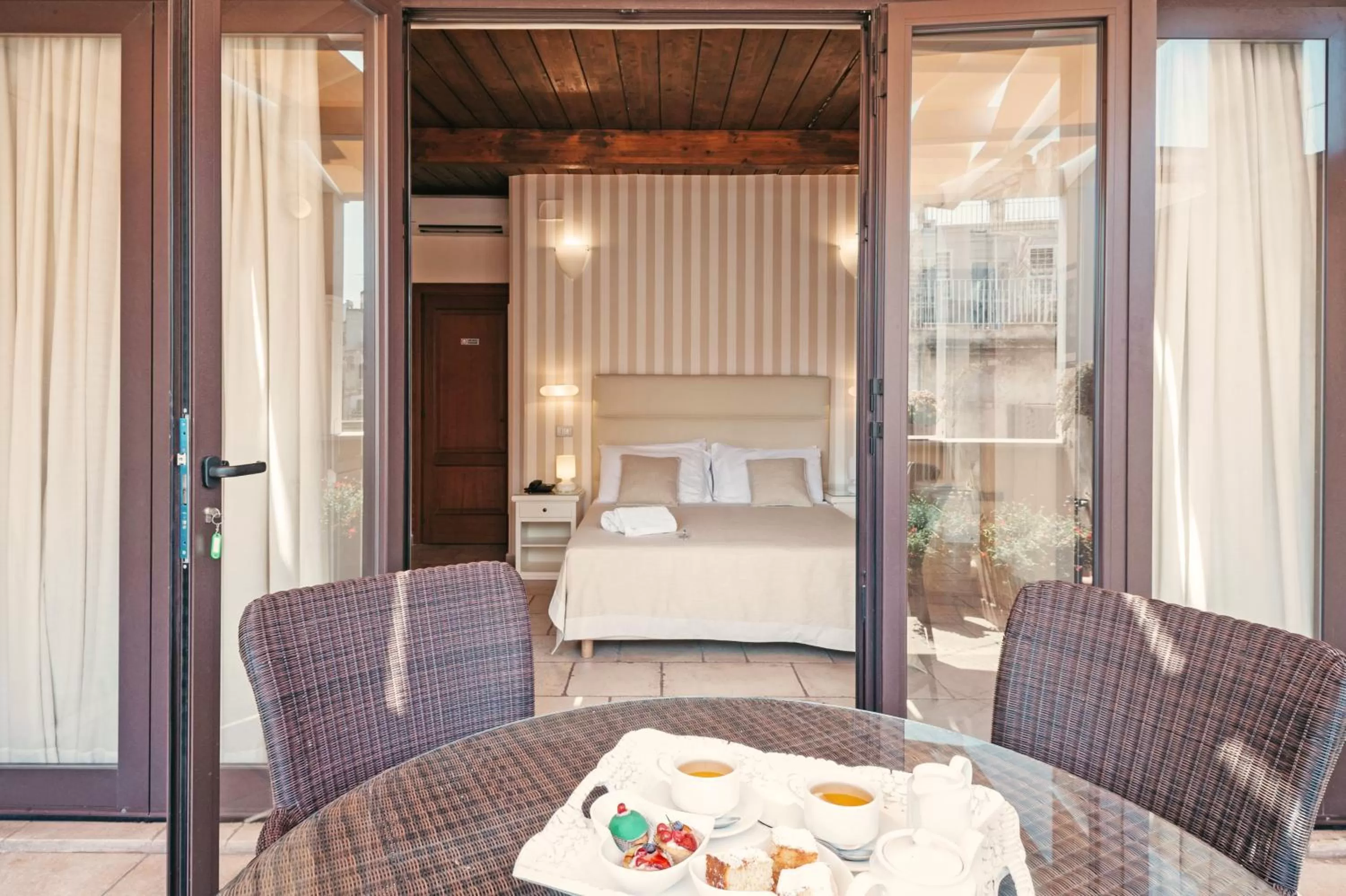 Photo of the whole room, Bed in Hotel L'Arcangelo - Boutique Hotel