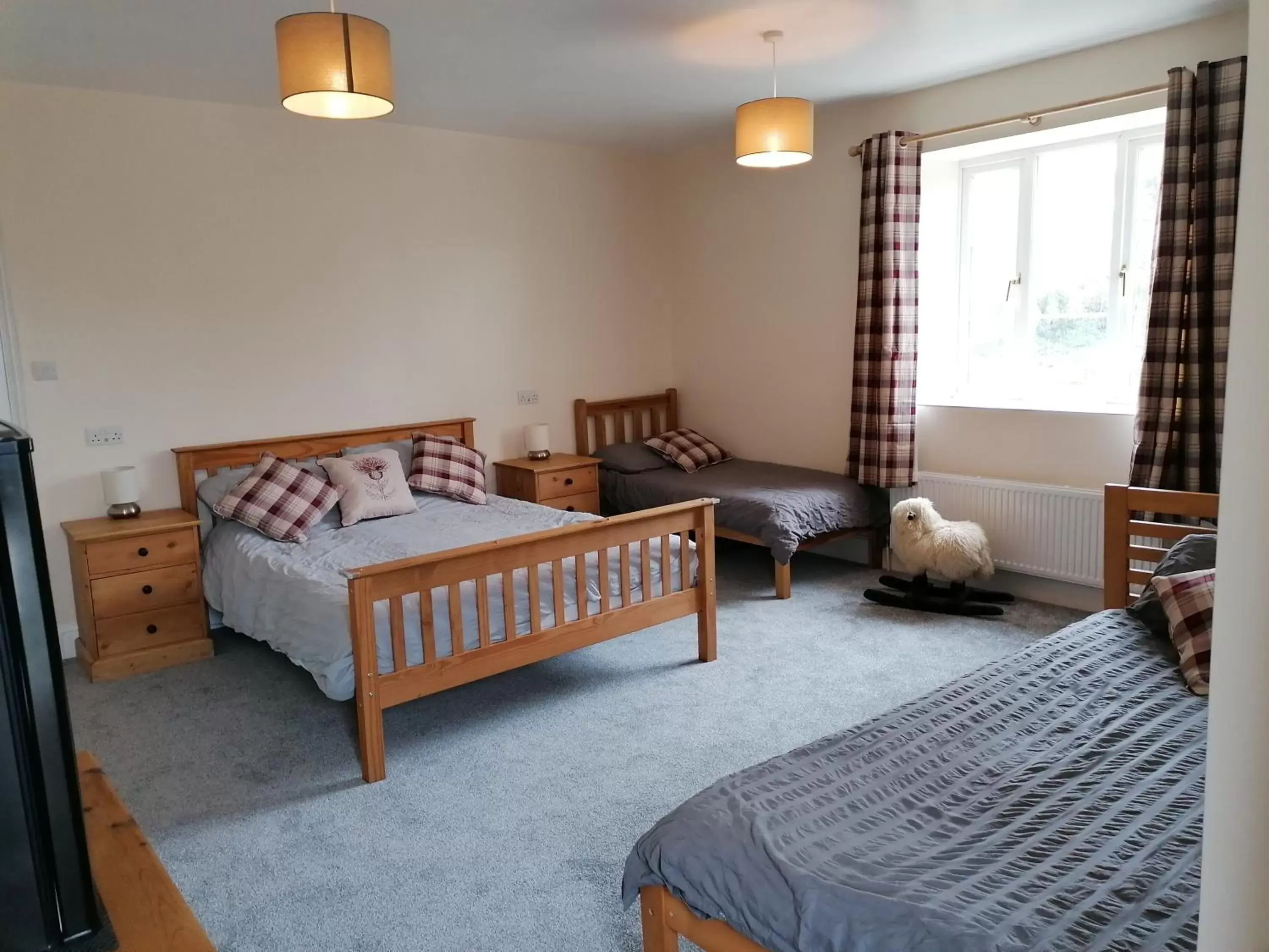 Family Room with Bathroom in Lovaton Farmhouse Family Room with Bathroom in Lovaton Farmhouse