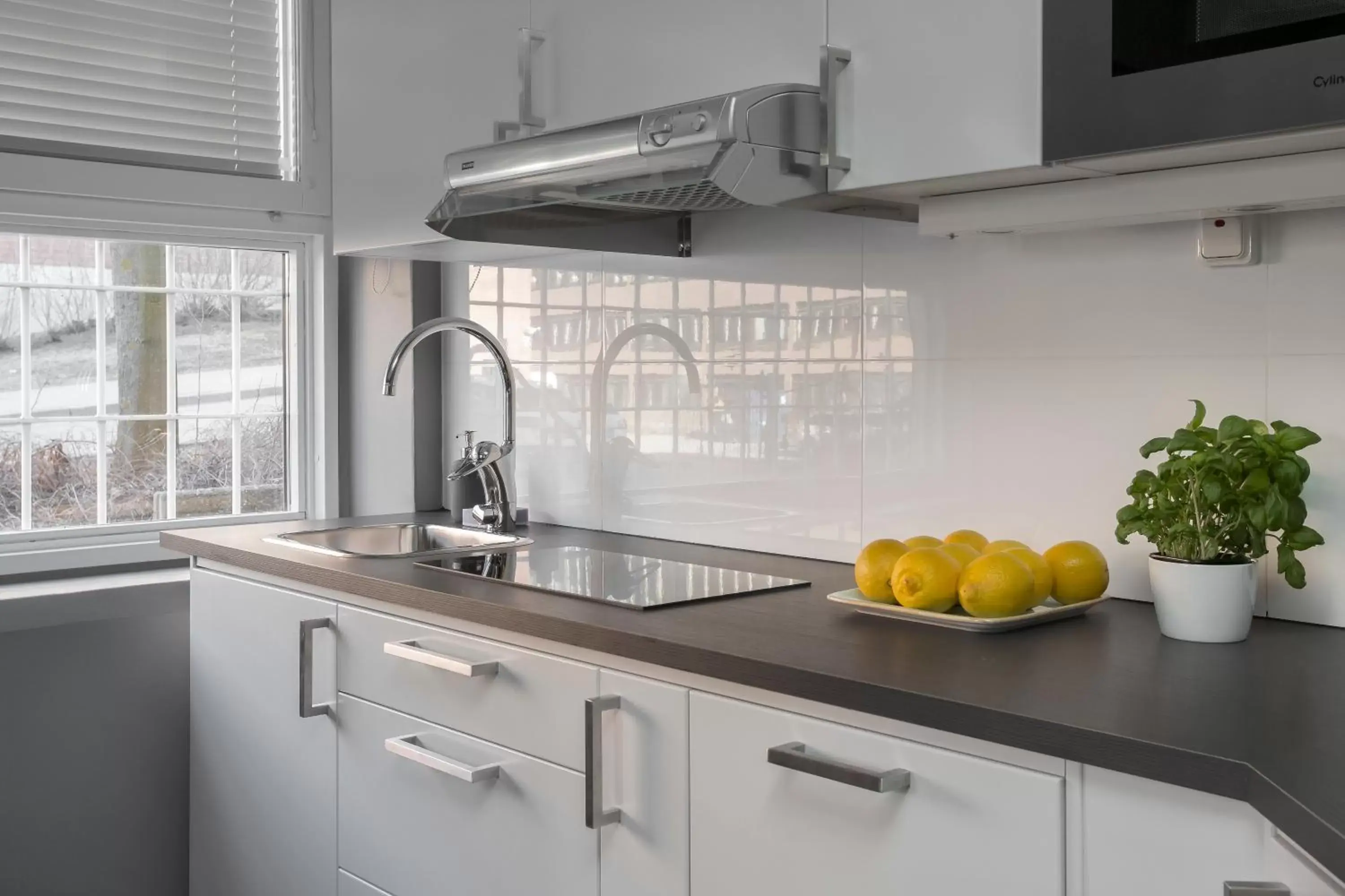 Kitchen or kitchenette, Kitchen/Kitchenette in Connect Hotel Kista