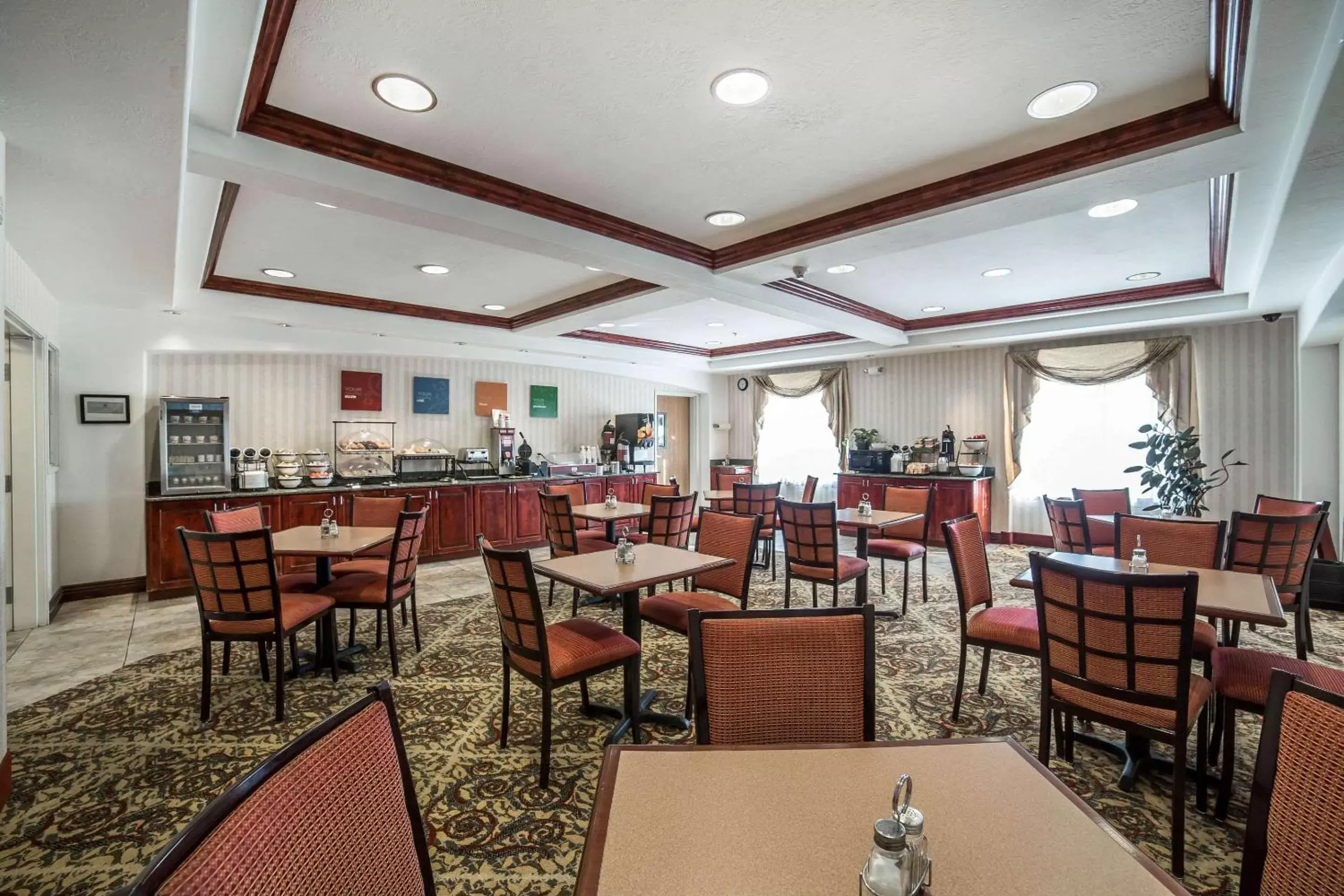 Restaurant/Places to Eat in Comfort Inn & Suites Rock Springs-Green River