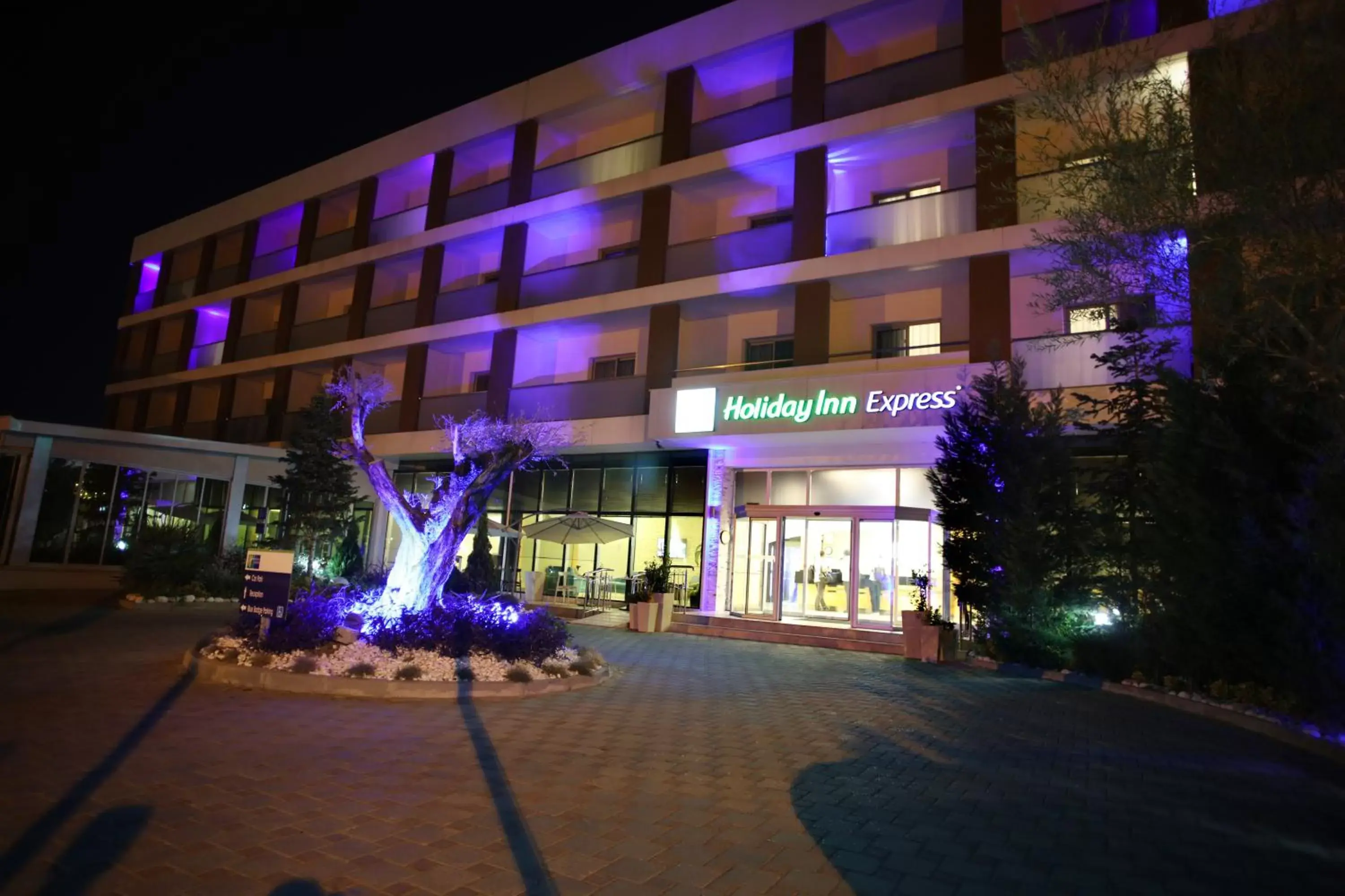 Facade/entrance, Property Building in Holiday Inn Express Manisa-West, an IHG Hotel