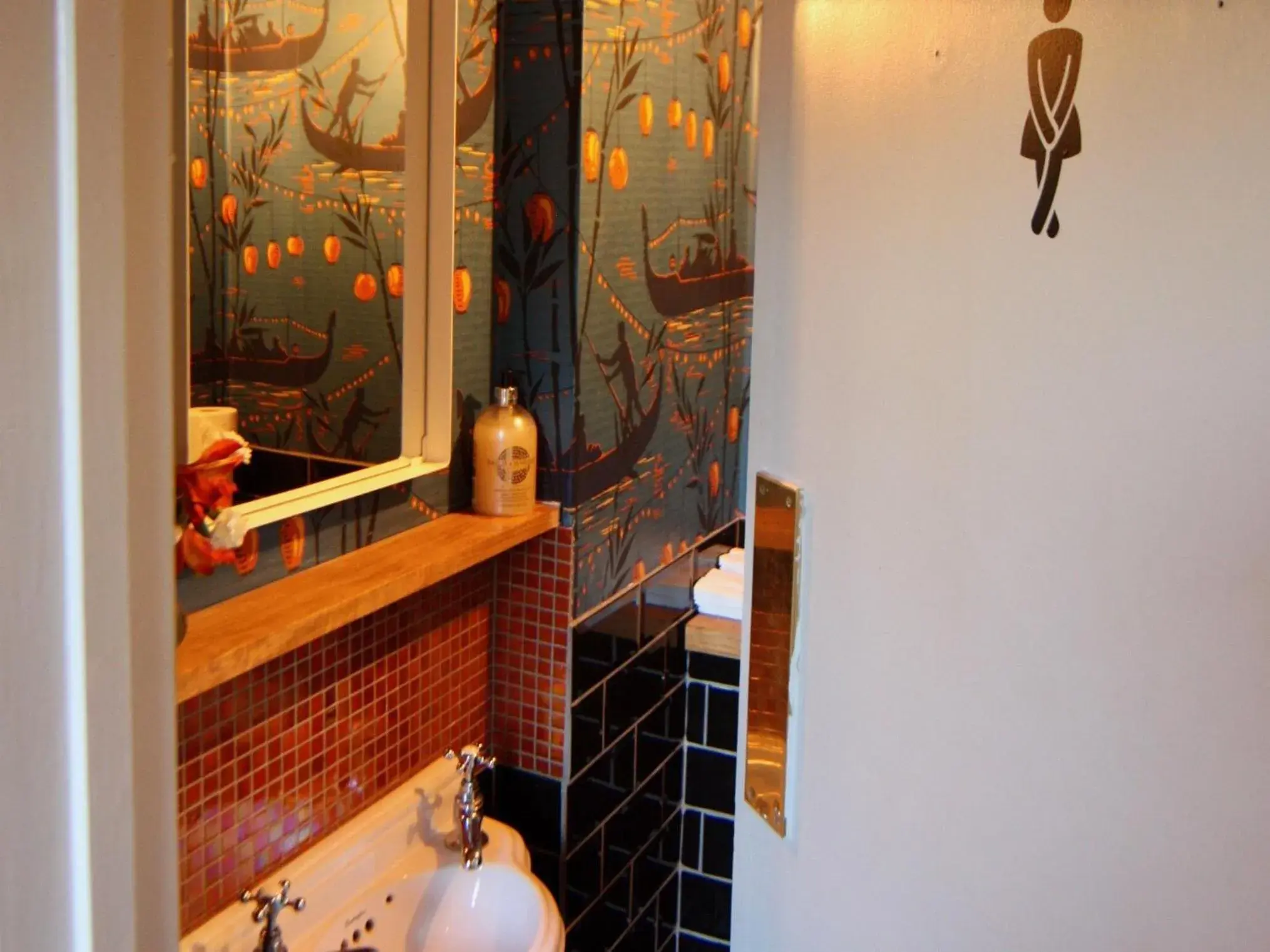 Other, Bathroom in The Mousetrap Inn