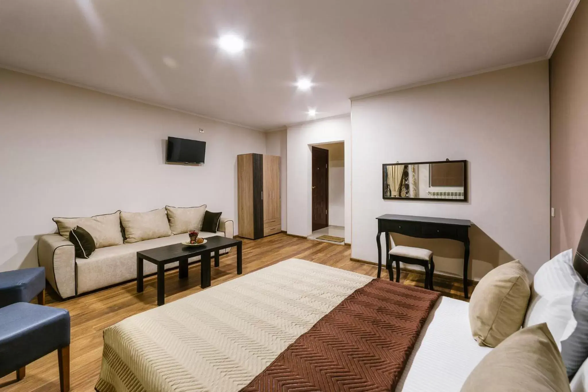 King Room with Balcony in Hotel & Casino Ring King Room with Balcony in Hotel & Casino Ring