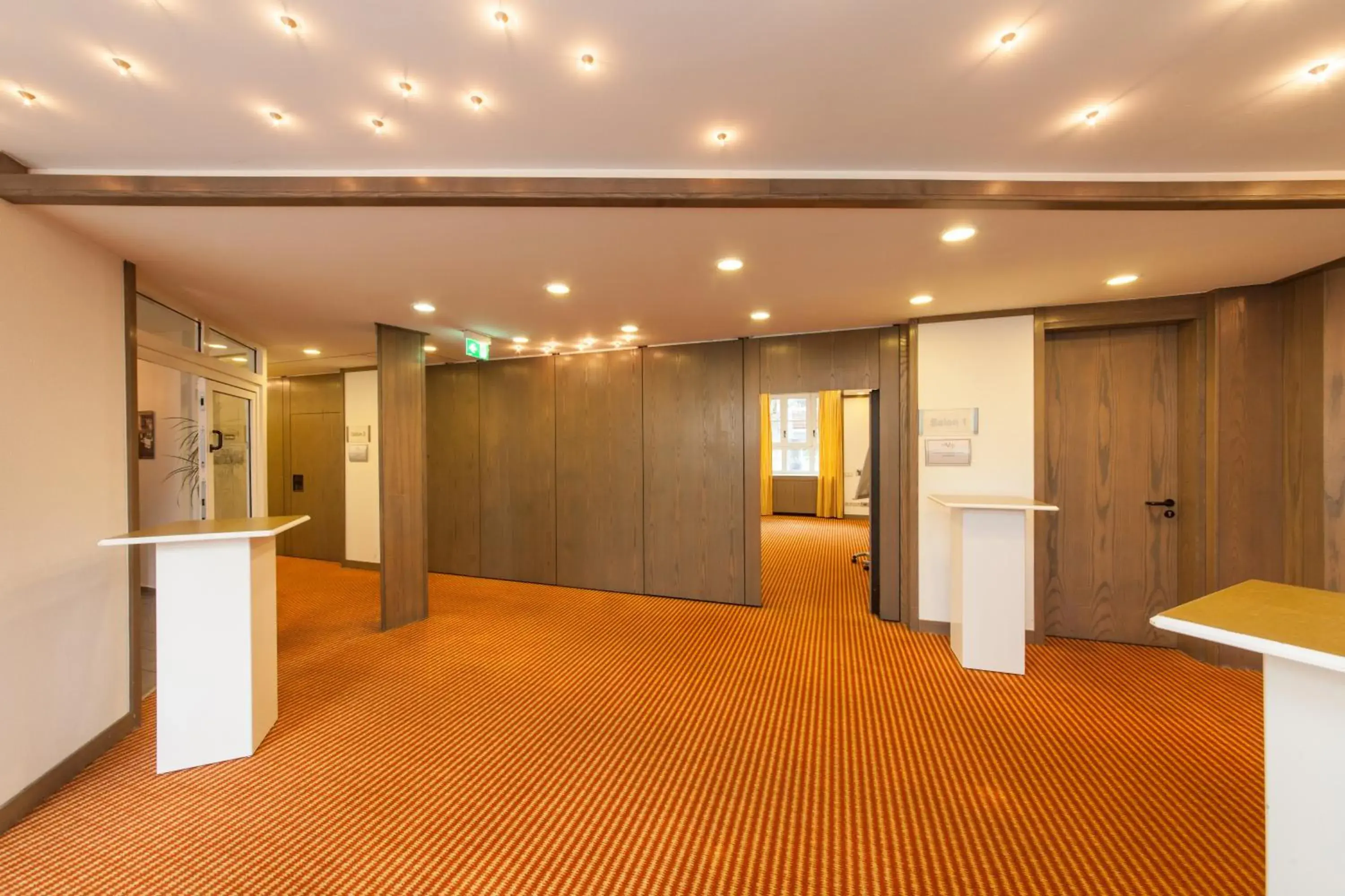 Meeting/conference room in Hotel Offenbacher Hof