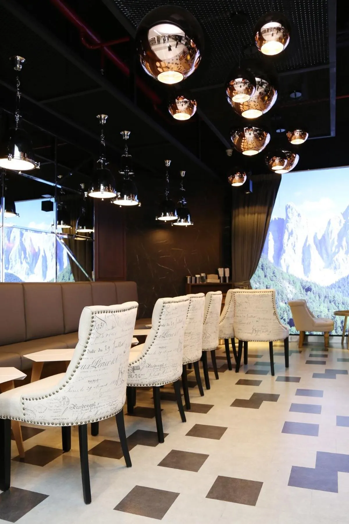 Lounge or bar in Sleep Box by Miracle -Booked on Hourly Basis