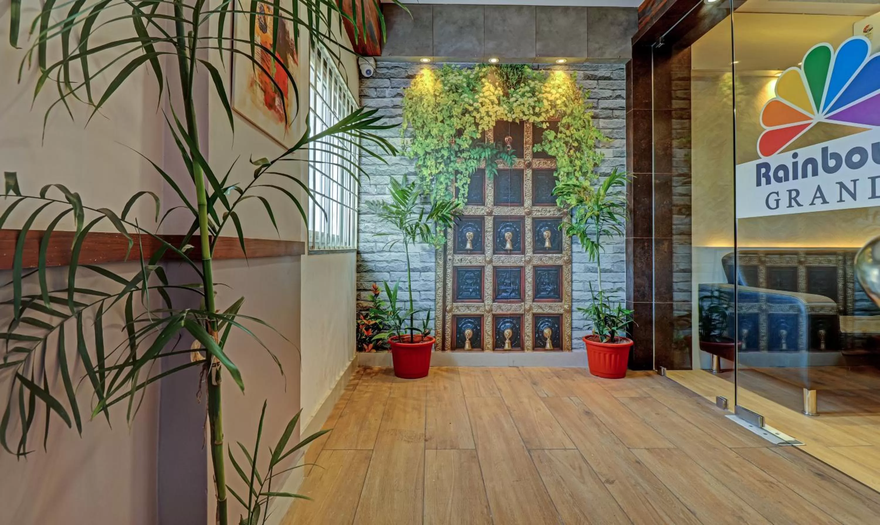 Lobby or reception in Treebo Rainbow Grand