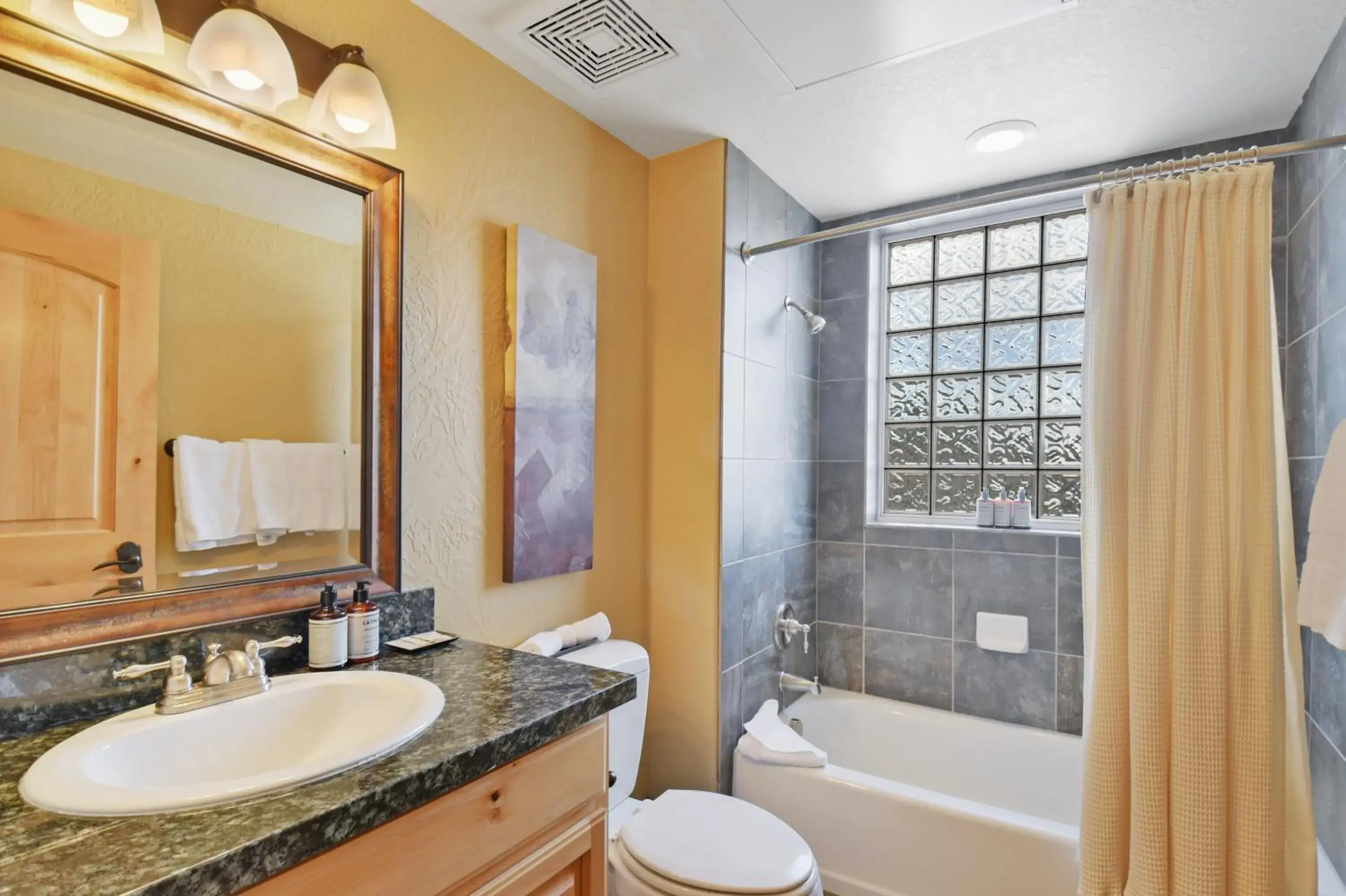 Bathroom in Silverado Lodge Park City - Canyons Village