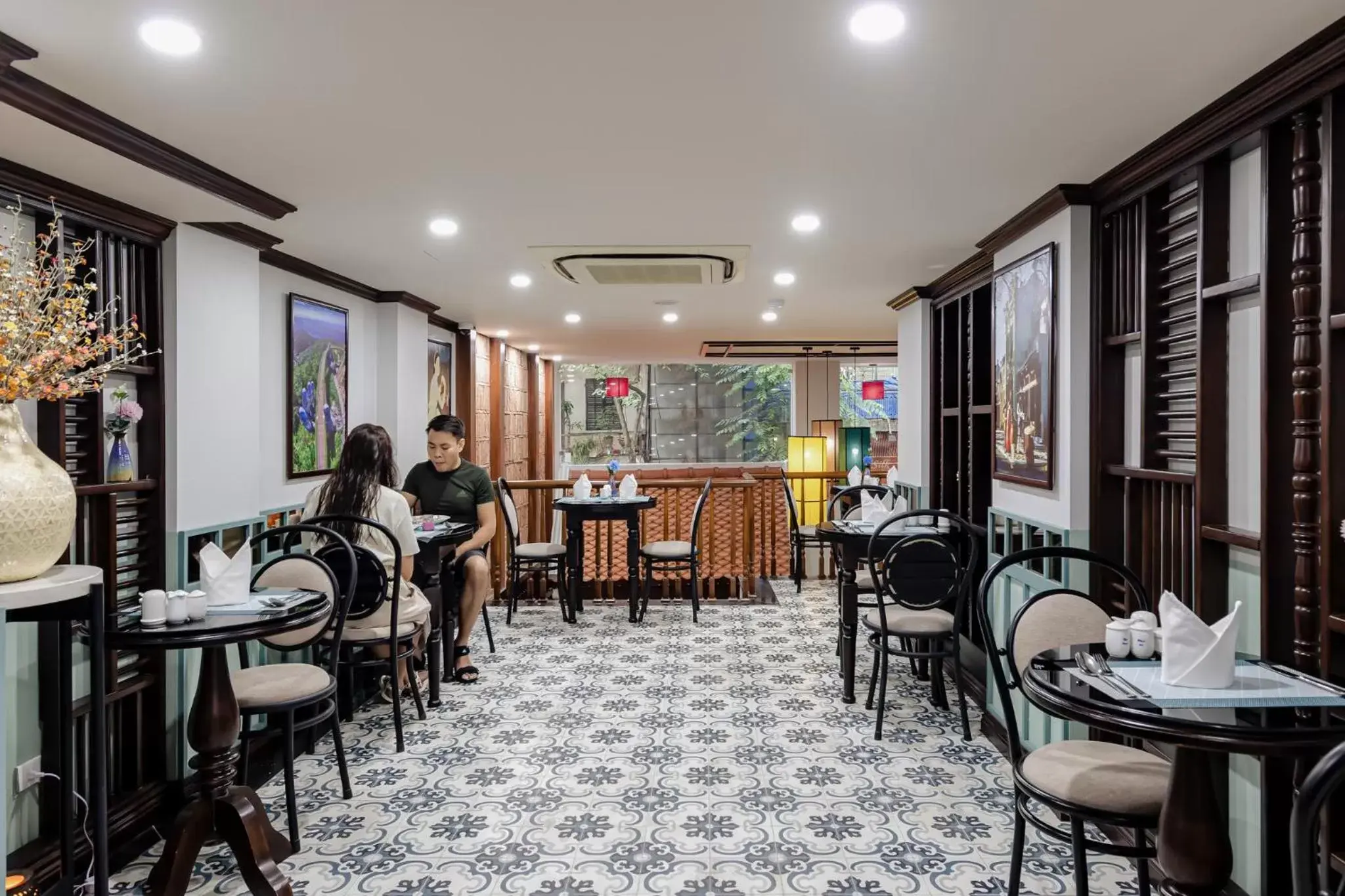 Restaurant/places to eat in Hanoi Golden Lotus Aman Hotel Restaurant/places to eat in Hanoi Golden Lotus Aman Hotel