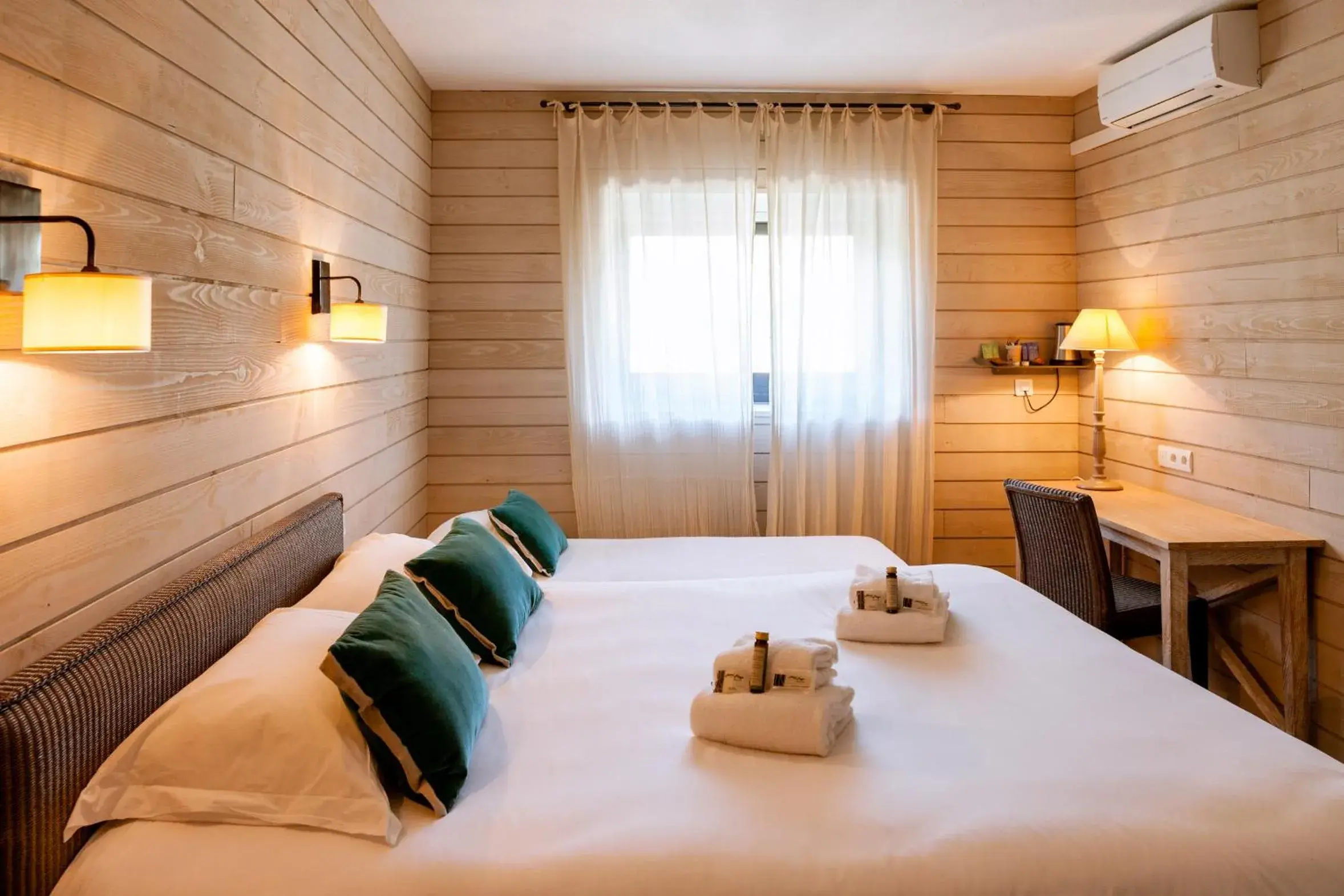 Bedroom in Hôtel de La Plage by Inwood Hotels